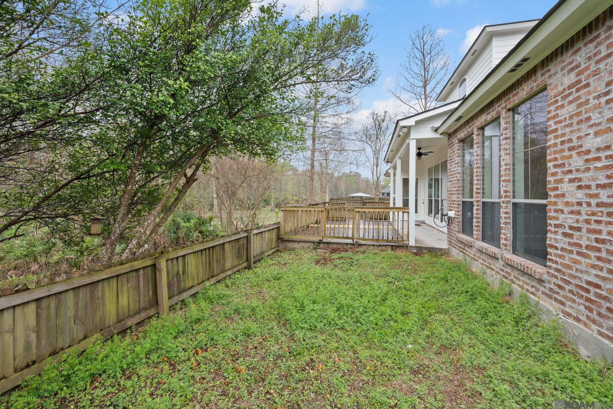 12289 River Highlands, St Amant, LA, 70774