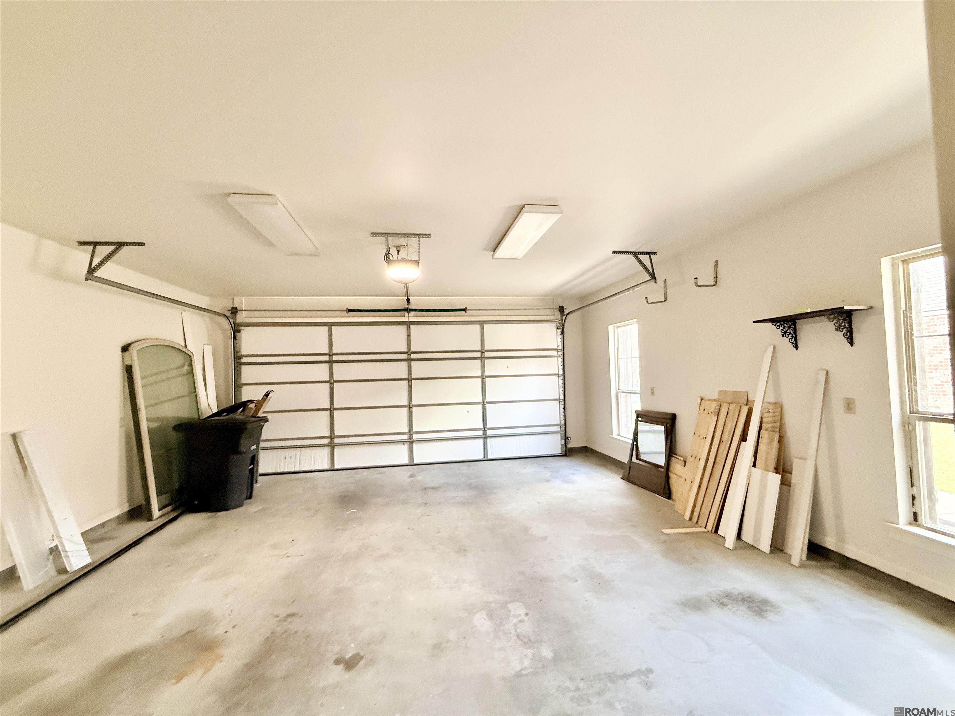 10020 Lake Martha Ct, Baton Rouge, LA, 70809