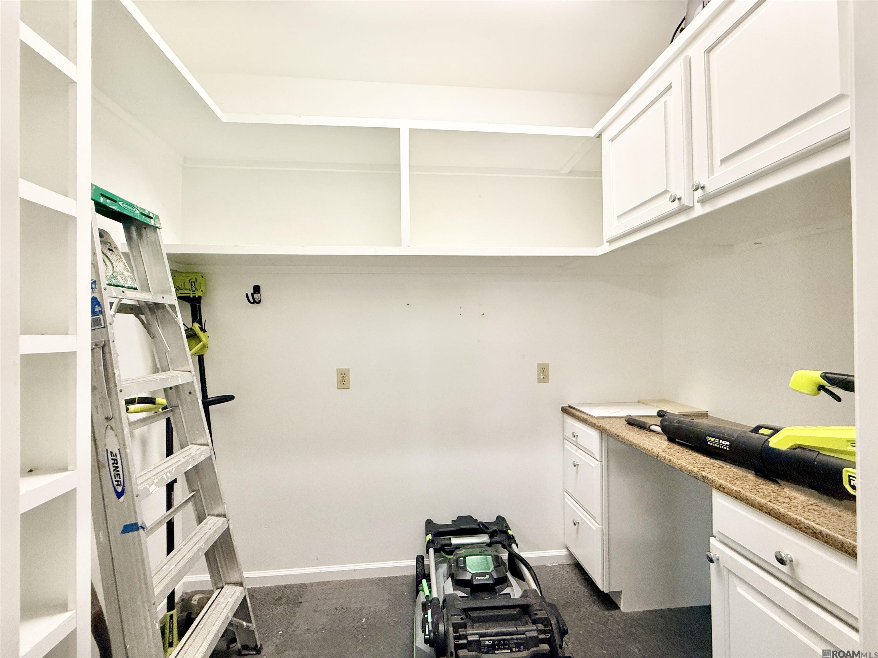 10020 Lake Martha Ct, Baton Rouge, LA, 70809