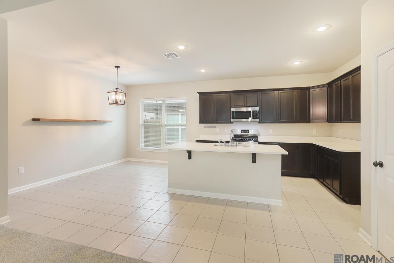 42451 Baystone Ave, Prairieville, LA, 70769