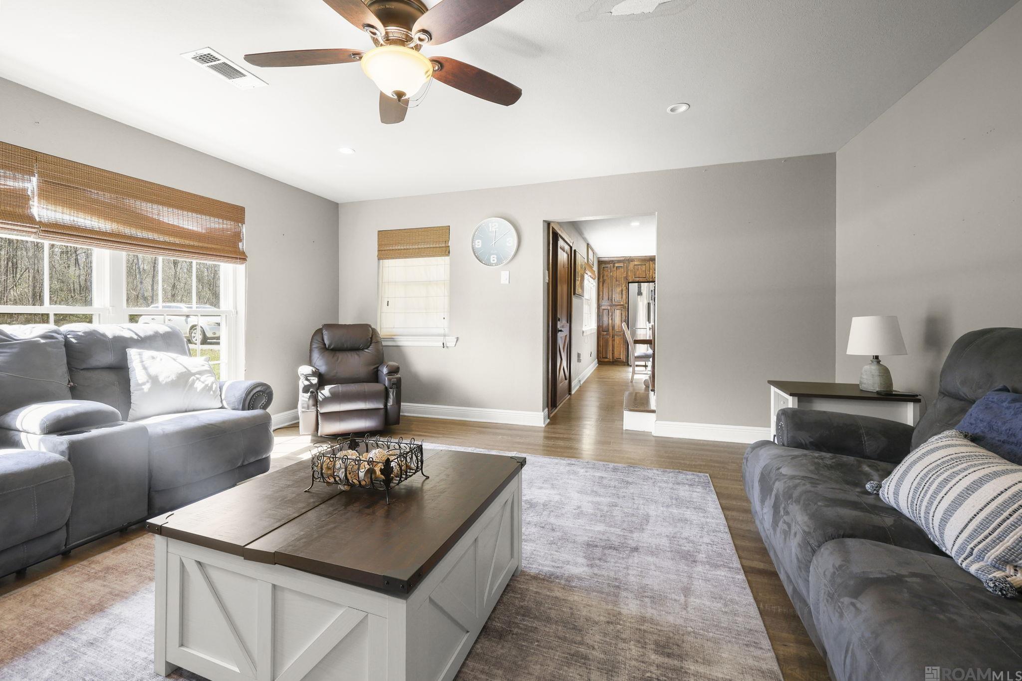 45340 Gold Place Rd, St Amant, LA, 70774