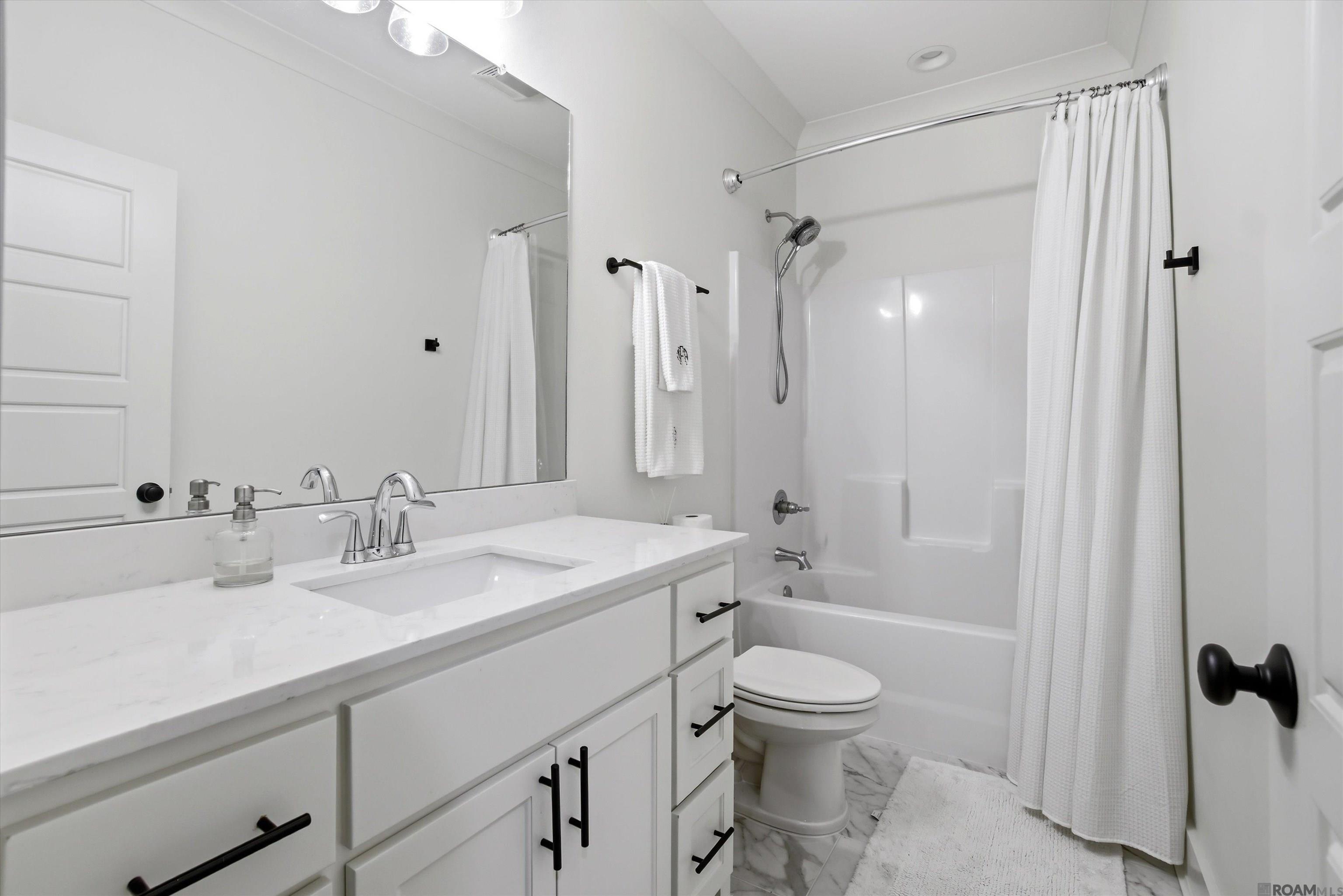 5716 Goodwood Crossing Ln, Baton Rouge, LA, 70806