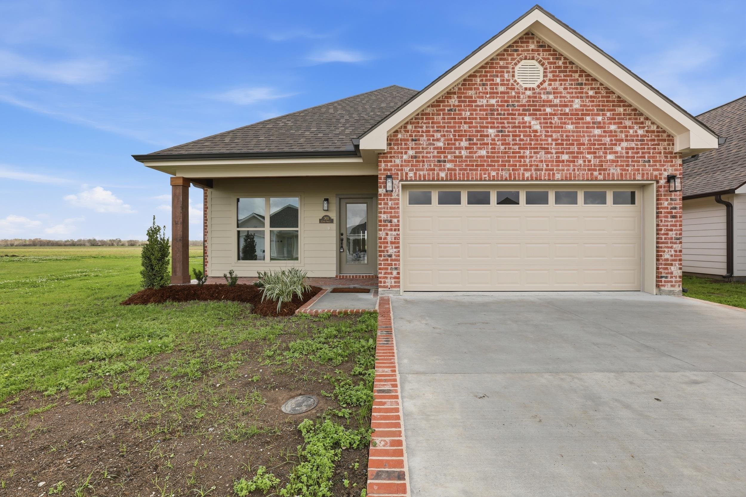 303 Couch Drive, Thibodaux, LA, 70301