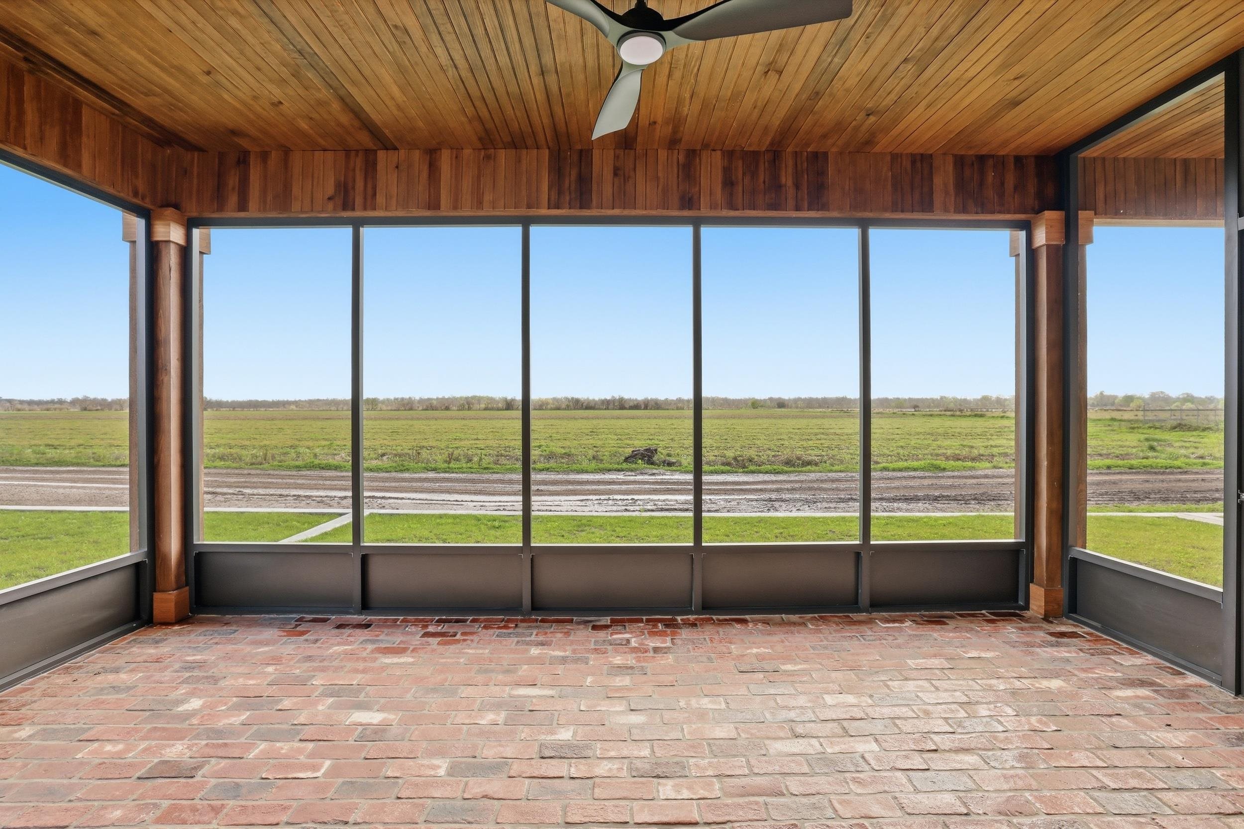 303 Couch Drive, Thibodaux, LA, 70301