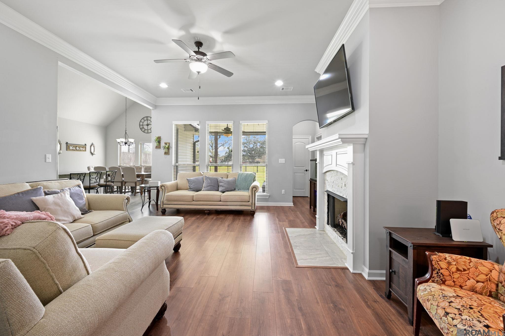 37226 Meador Ln, Geismar, LA, 70734