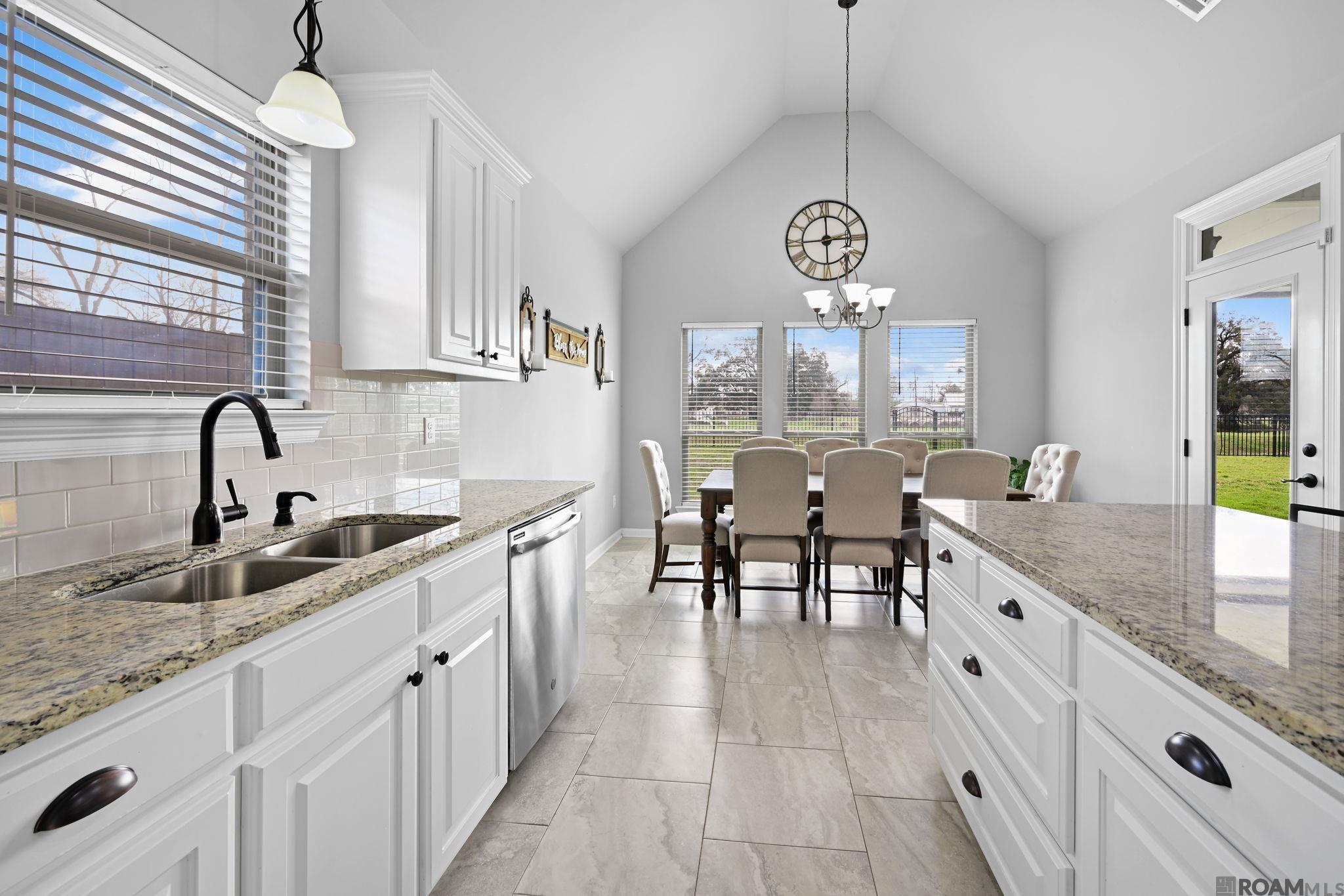 37226 Meador Ln, Geismar, LA, 70734