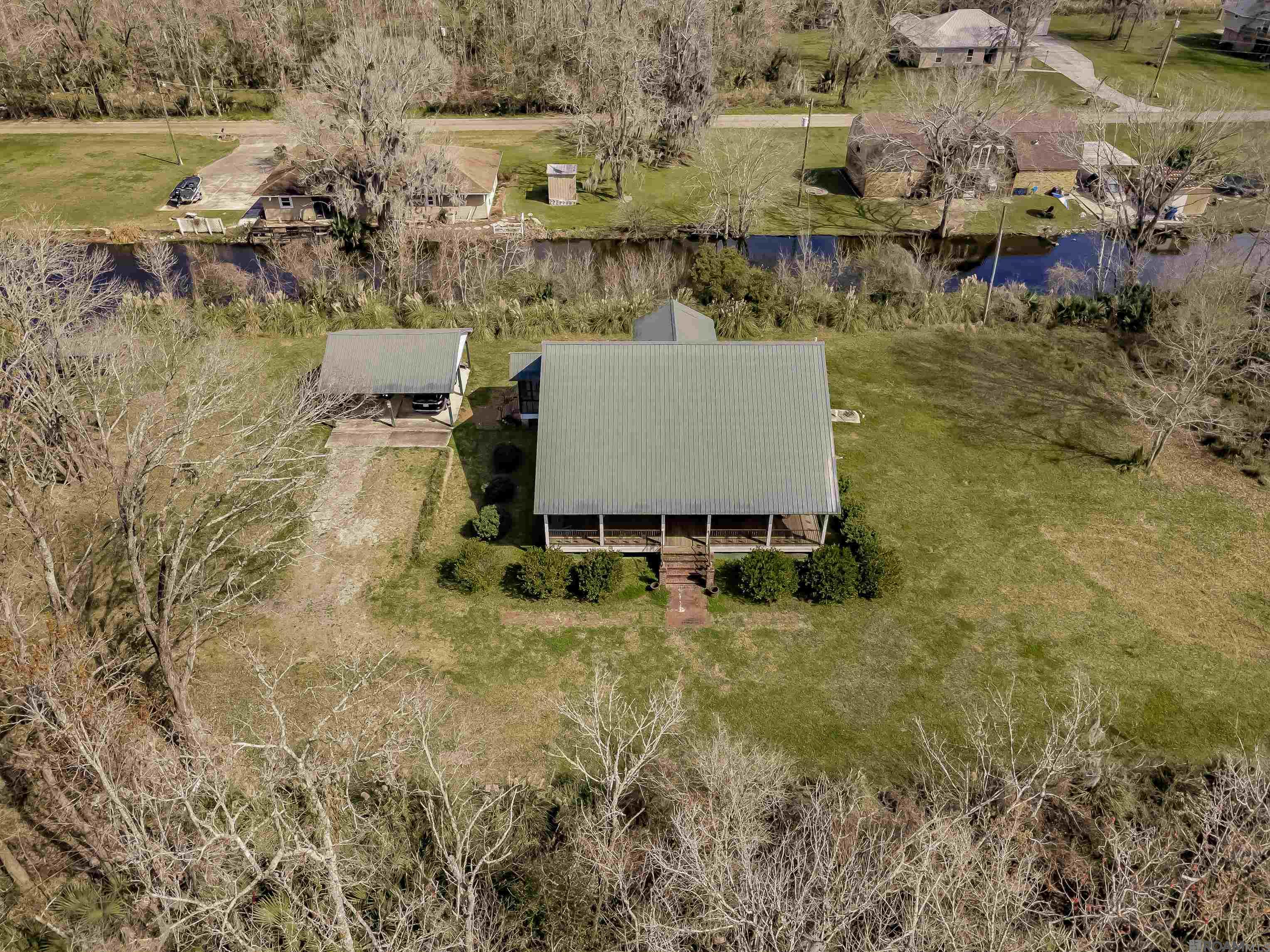 8463 Phillips Rd, St Amant, LA, 70774
