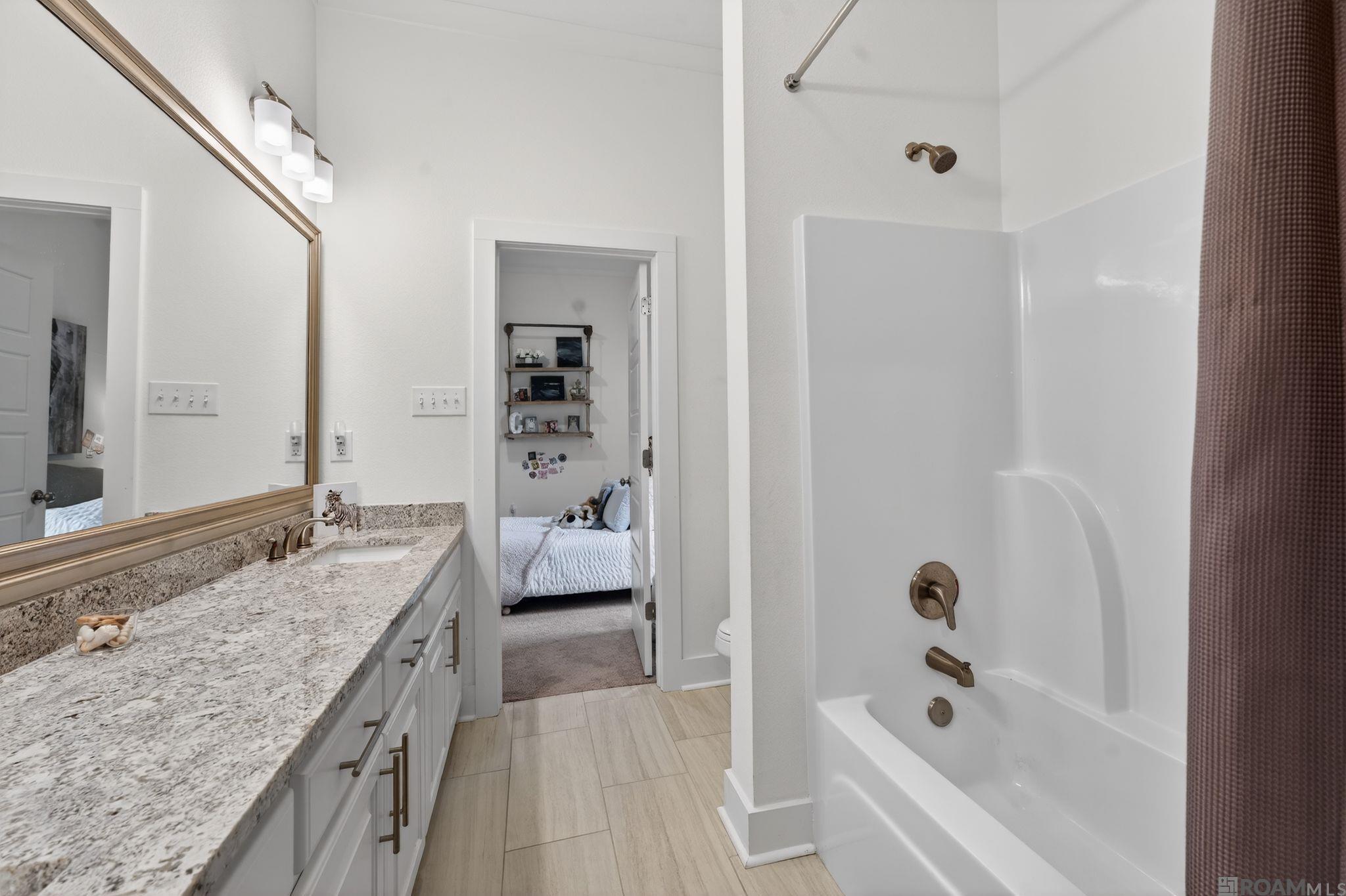 9963 Oak Colony Blvd, Baton Rouge, LA, 70817