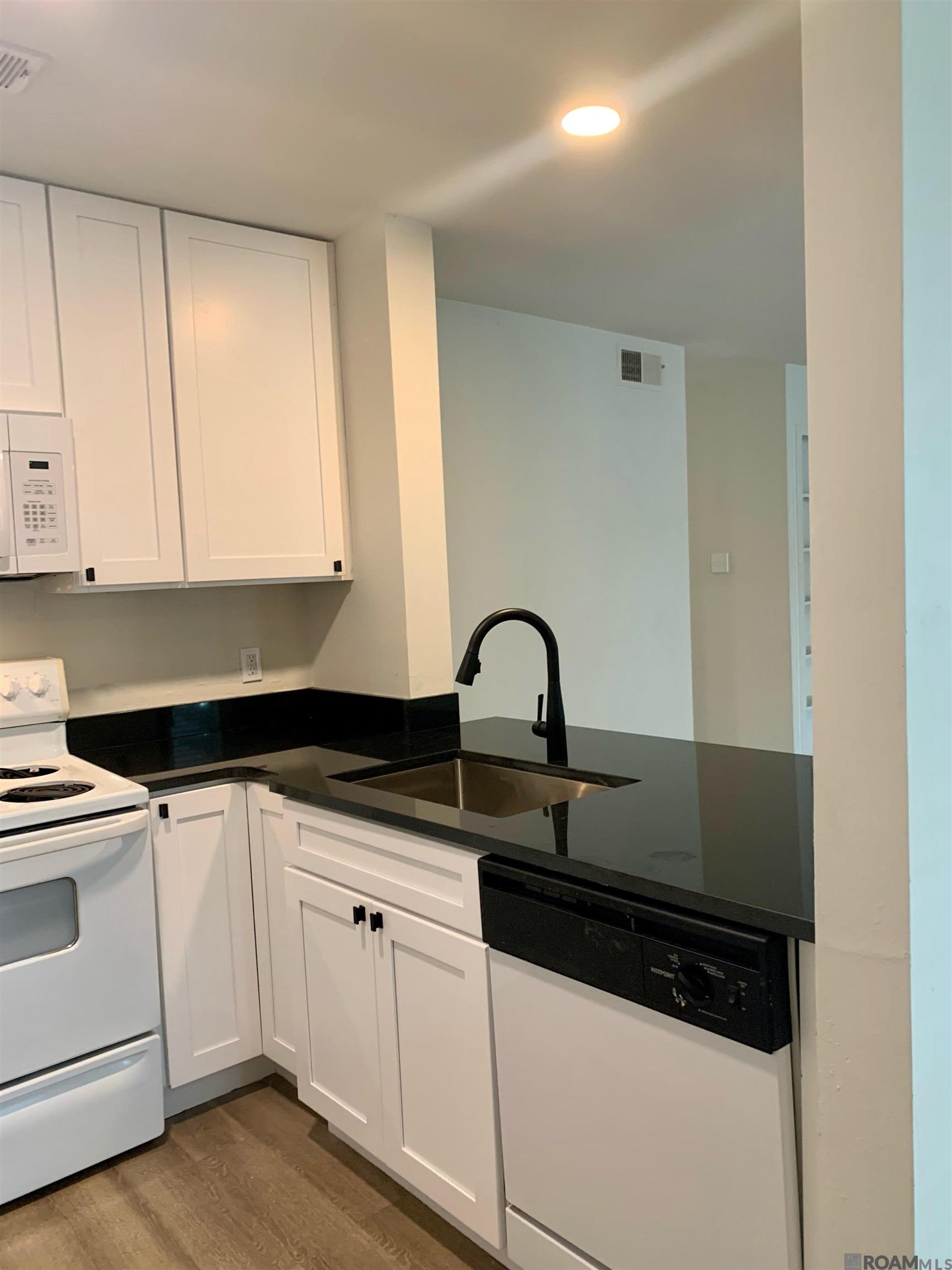 5101 Nicholson Dr UNIT A5, Baton Rouge, LA, 70820