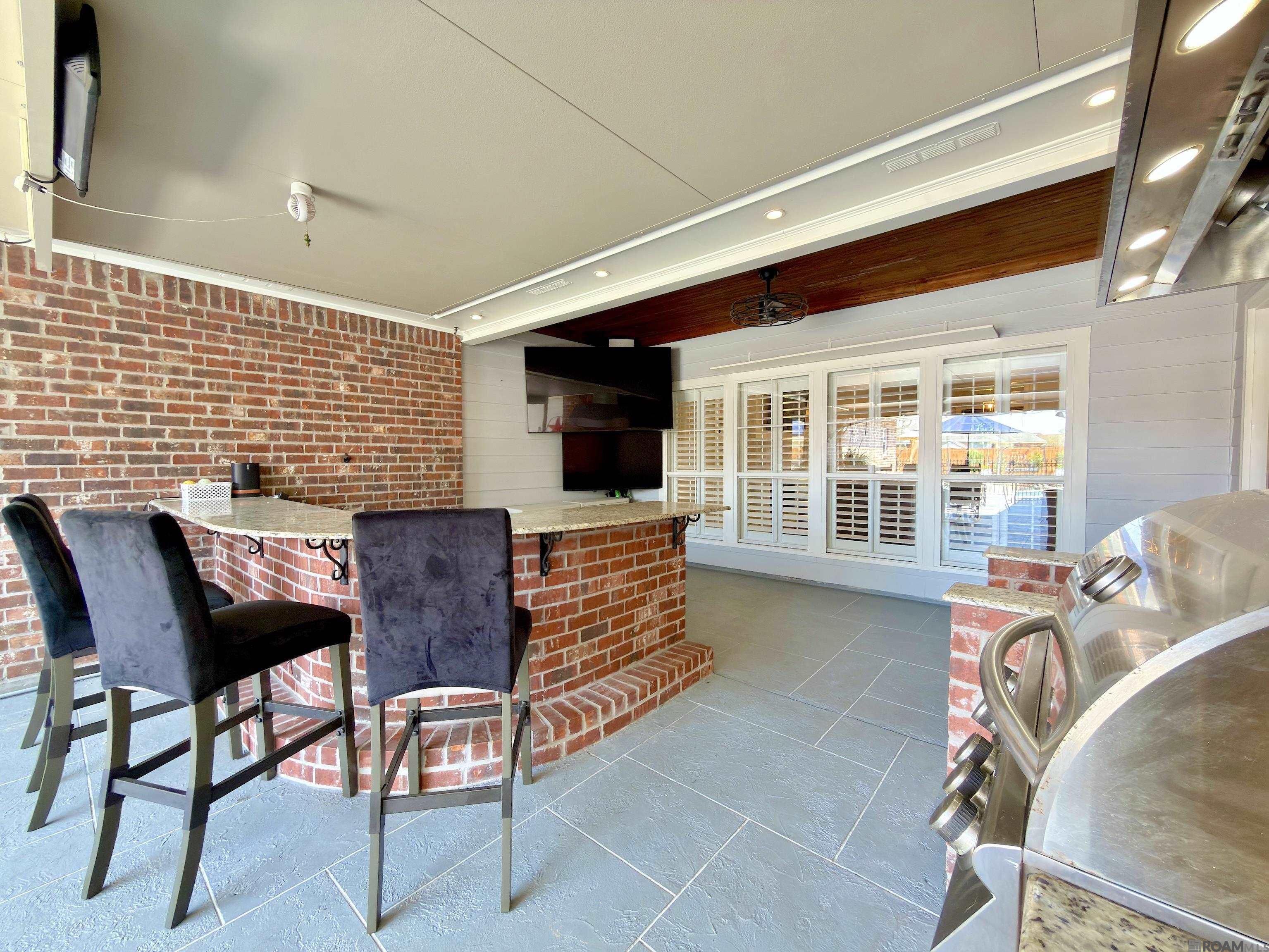 3204 White Lane Dr, Baton Rouge, LA, 70816