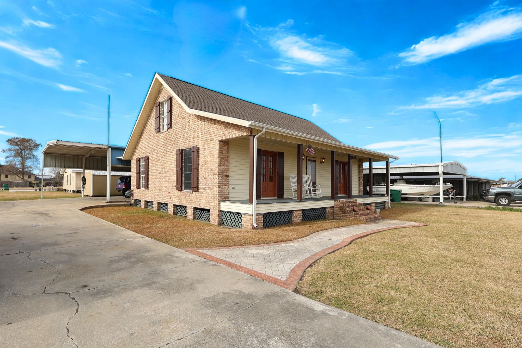 126 West 35th Street, Larose, LA, 70373