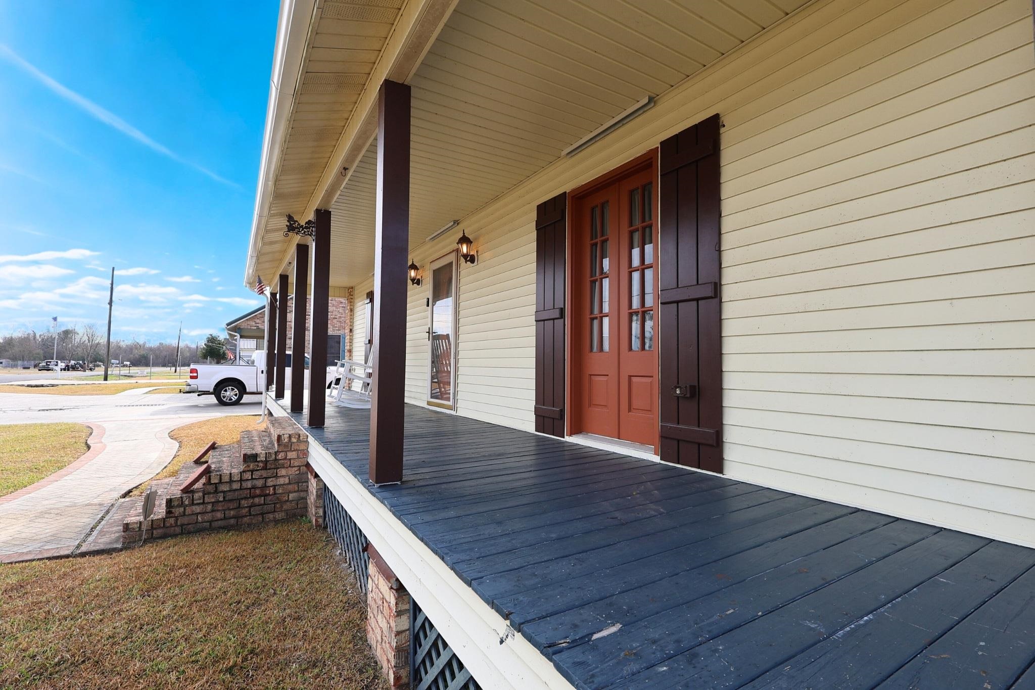 126 West 35th Street, Larose, LA, 70373