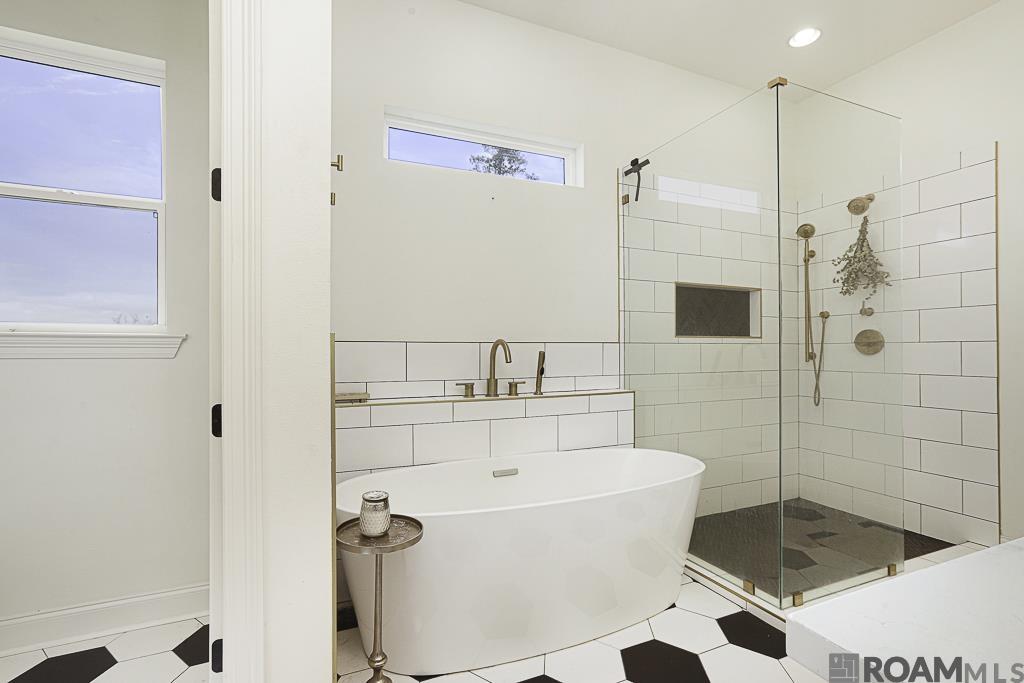 18056 Critter Cove Ln, Livingston, LA, 70754