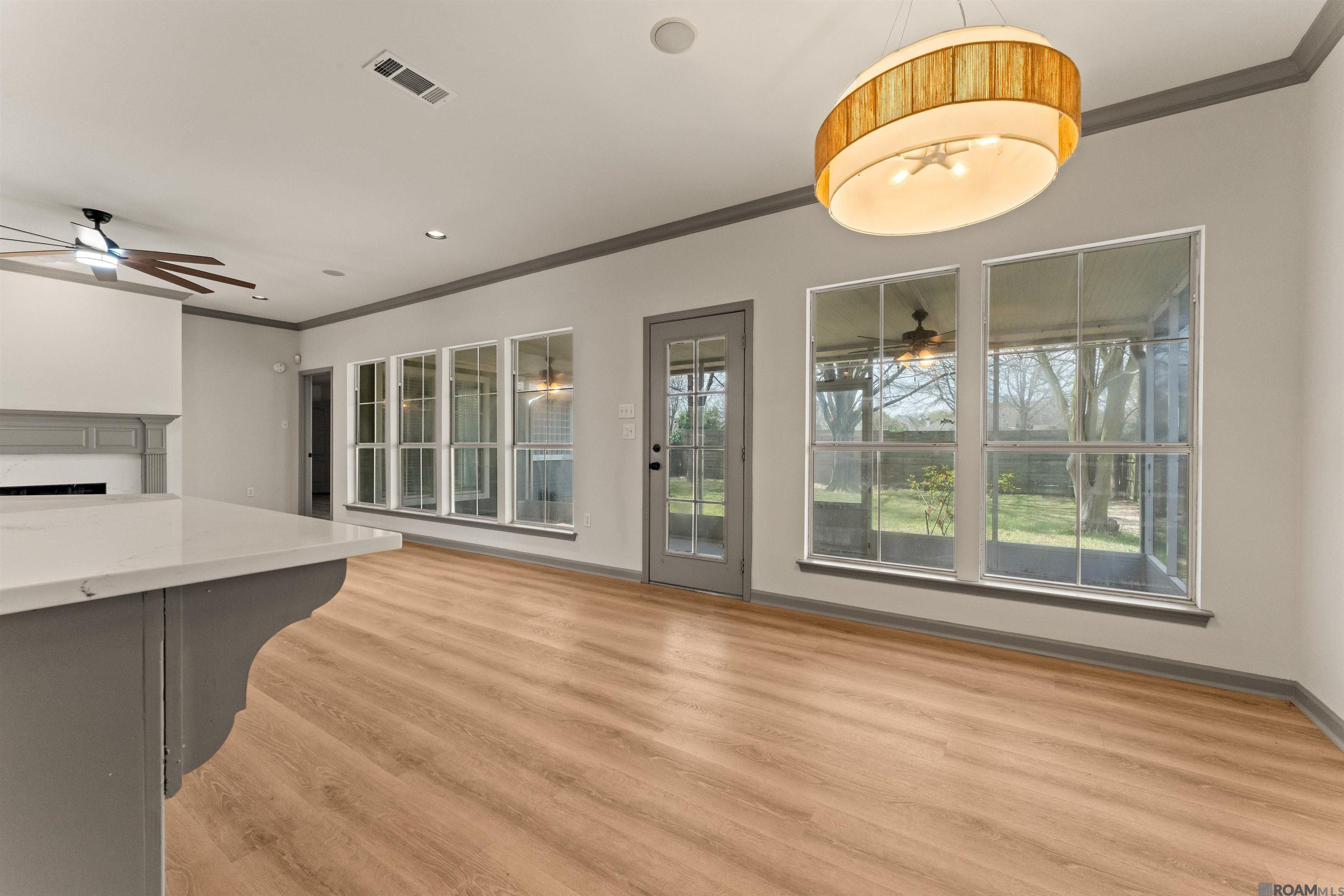 3988 Meadow Ridge Dr, Baton Rouge, LA, 70817