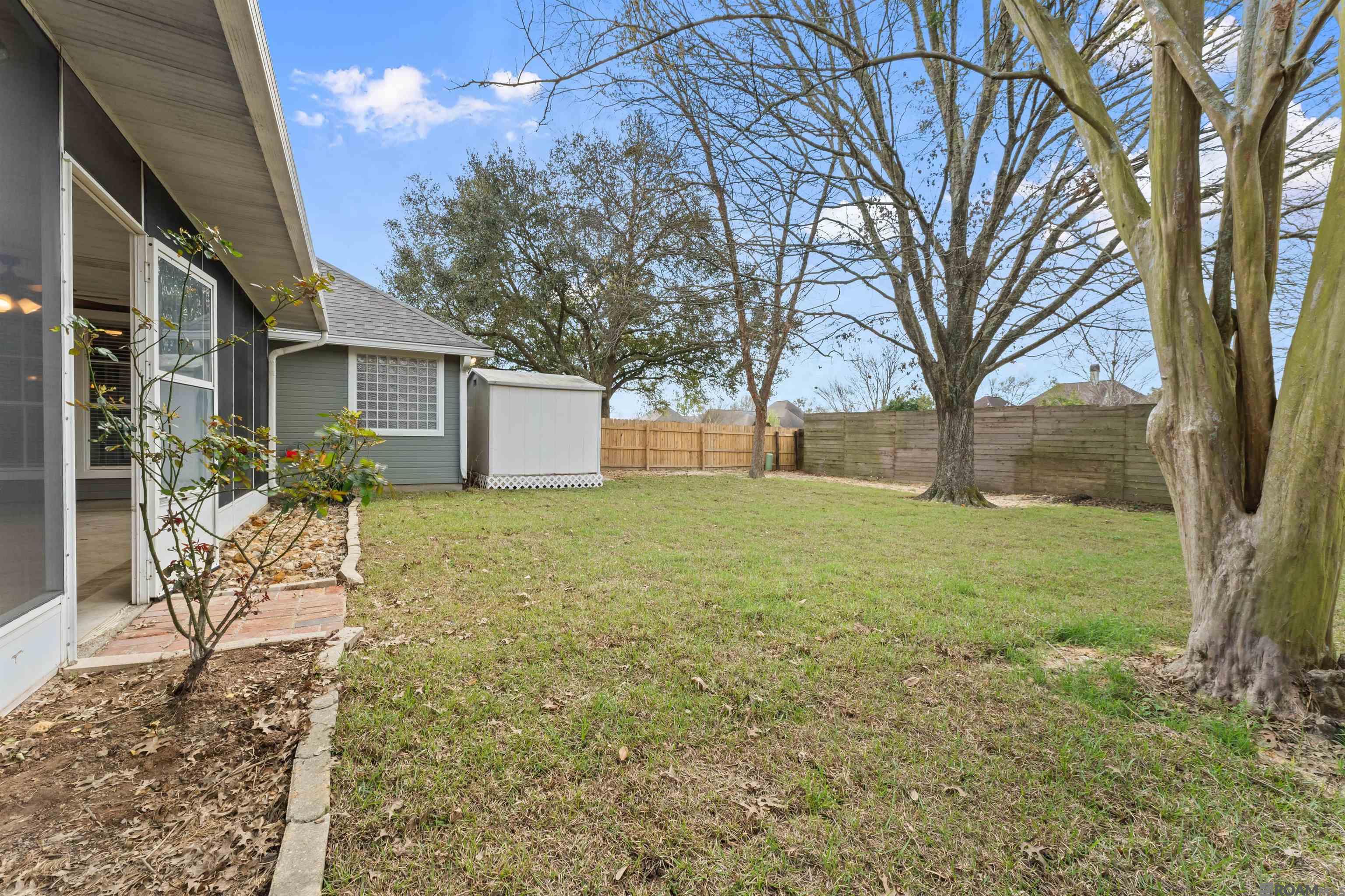 3988 Meadow Ridge Dr, Baton Rouge, LA, 70817