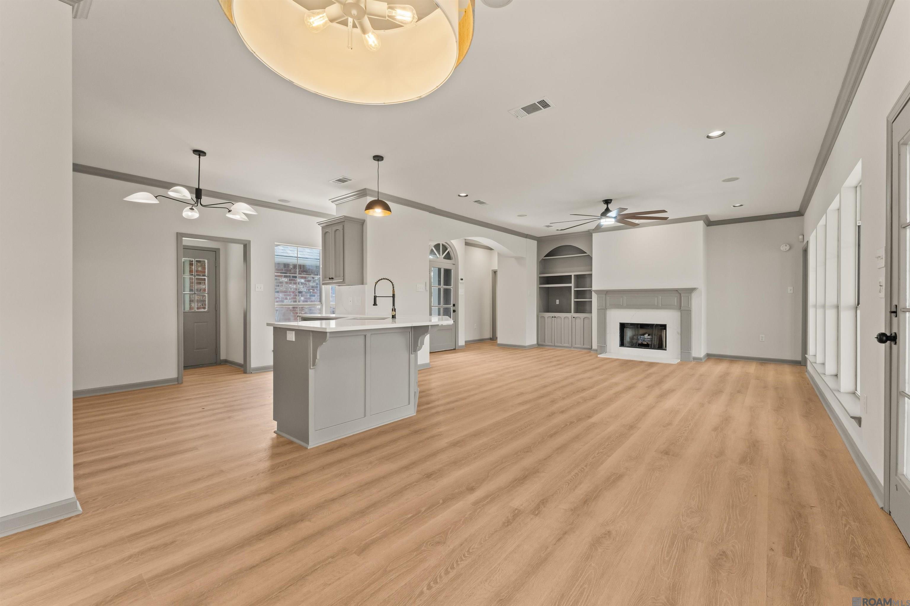 3988 Meadow Ridge Dr, Baton Rouge, LA, 70817