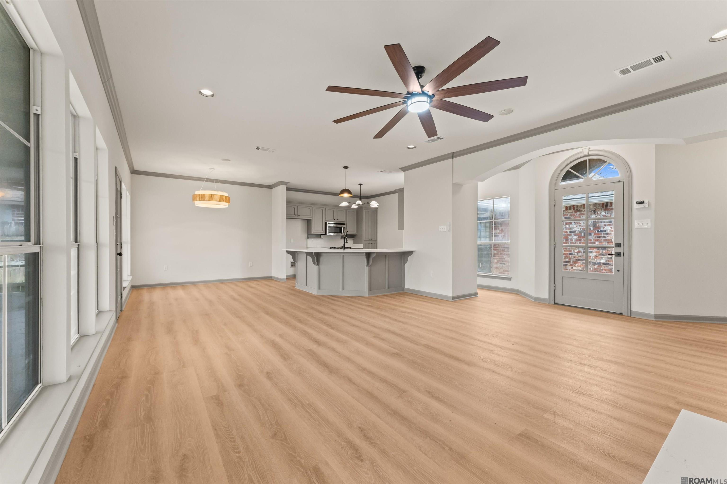 3988 Meadow Ridge Dr, Baton Rouge, LA, 70817