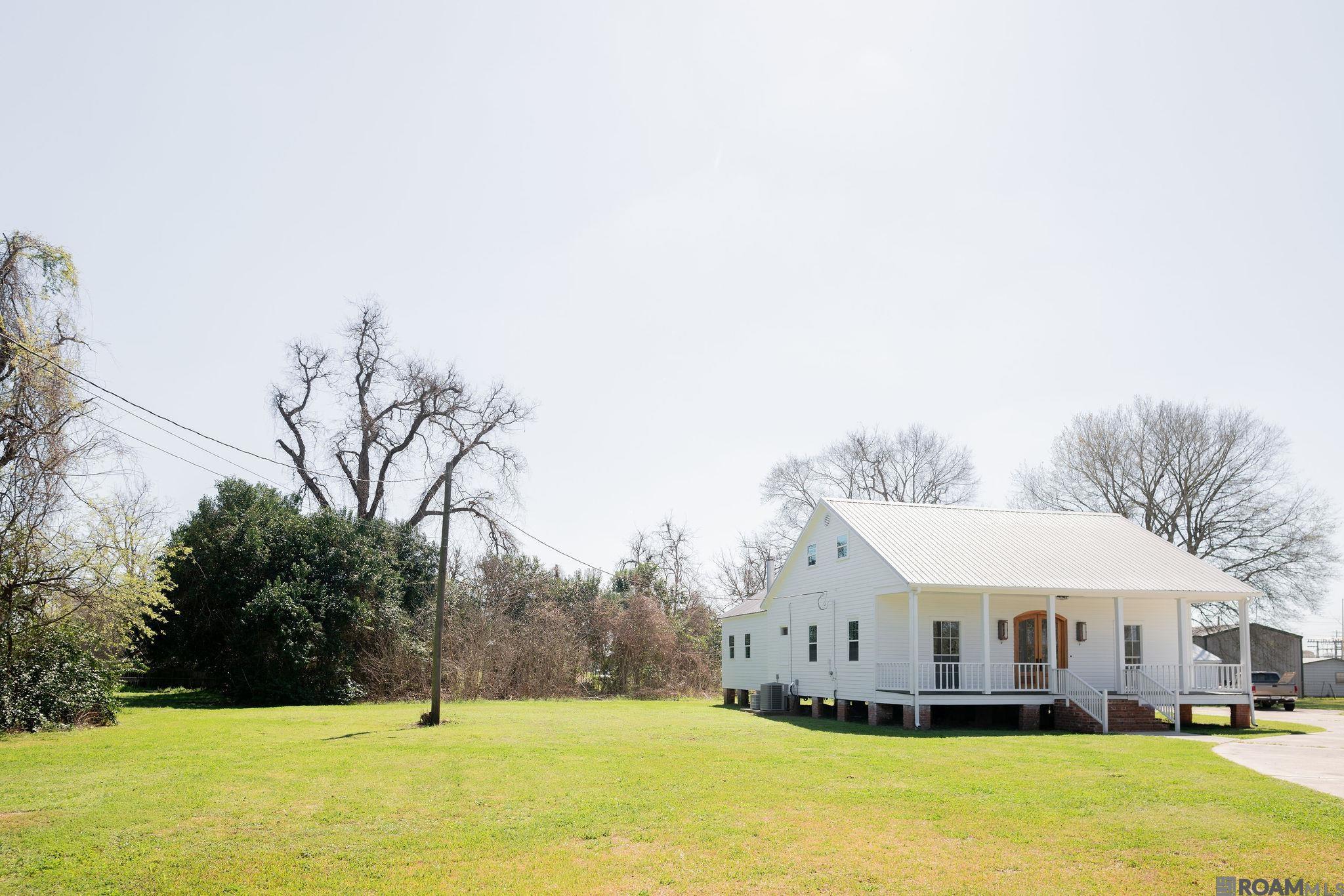 59305 Bayou Rd, Plaquemine, LA, 70764