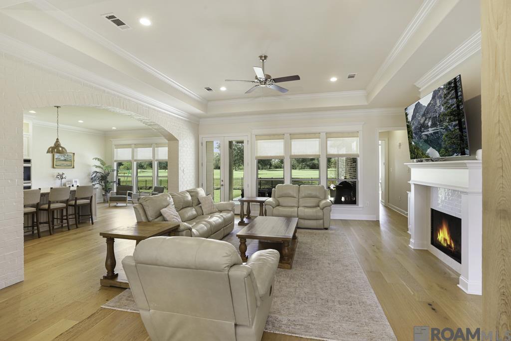 6291 Royal Lakes Estates Avenue, Gonzales, LA, 70737