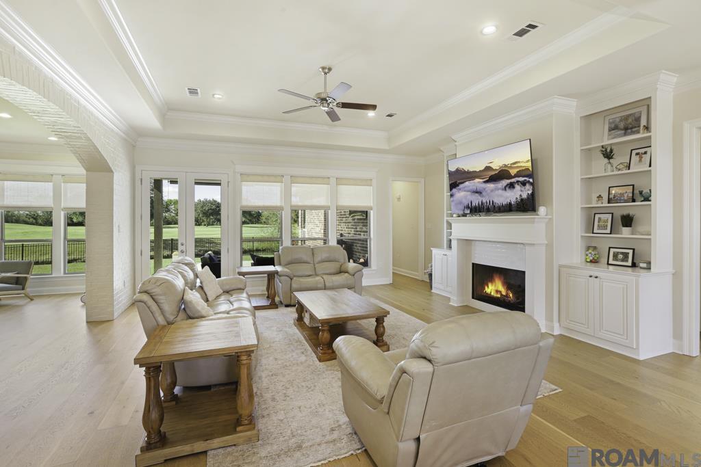 6291 Royal Lakes Estates Avenue, Gonzales, LA, 70737