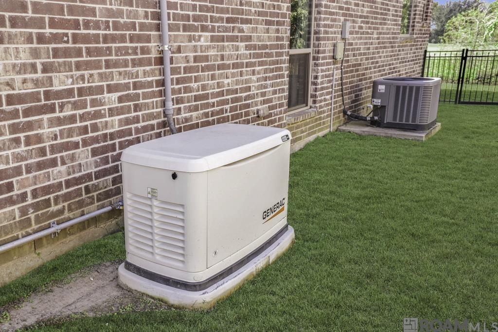 6291 Royal Lakes Estates Avenue, Gonzales, LA, 70737