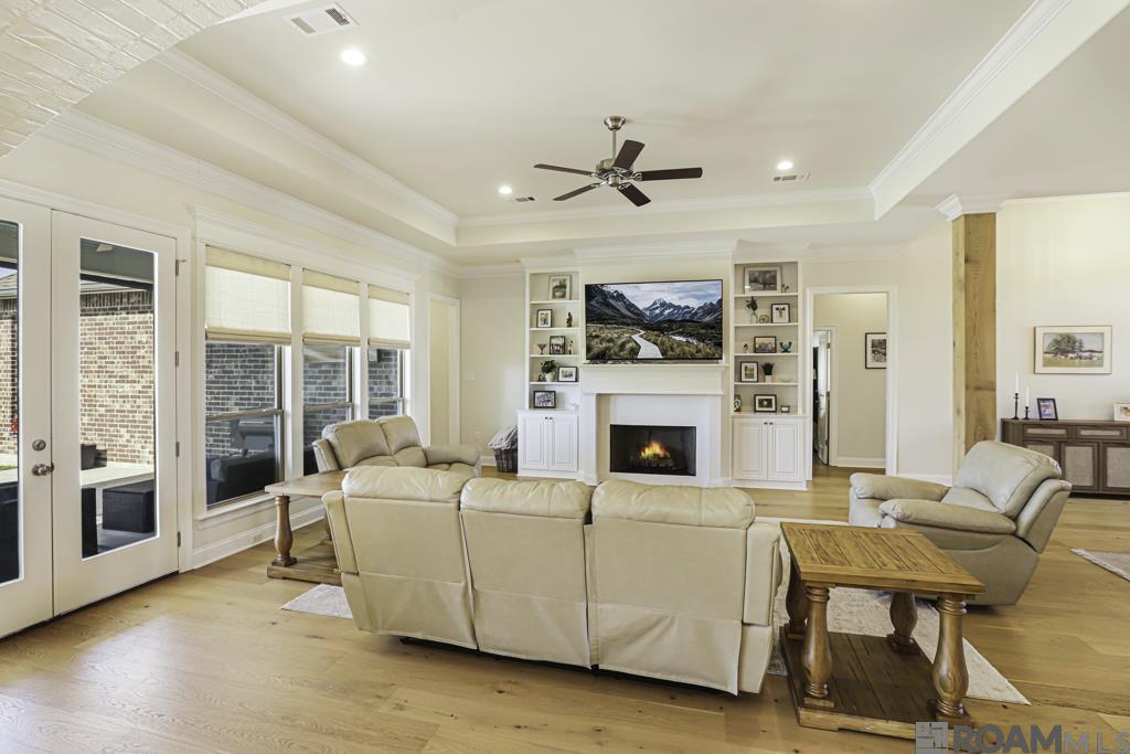 6291 Royal Lakes Estates Avenue, Gonzales, LA, 70737