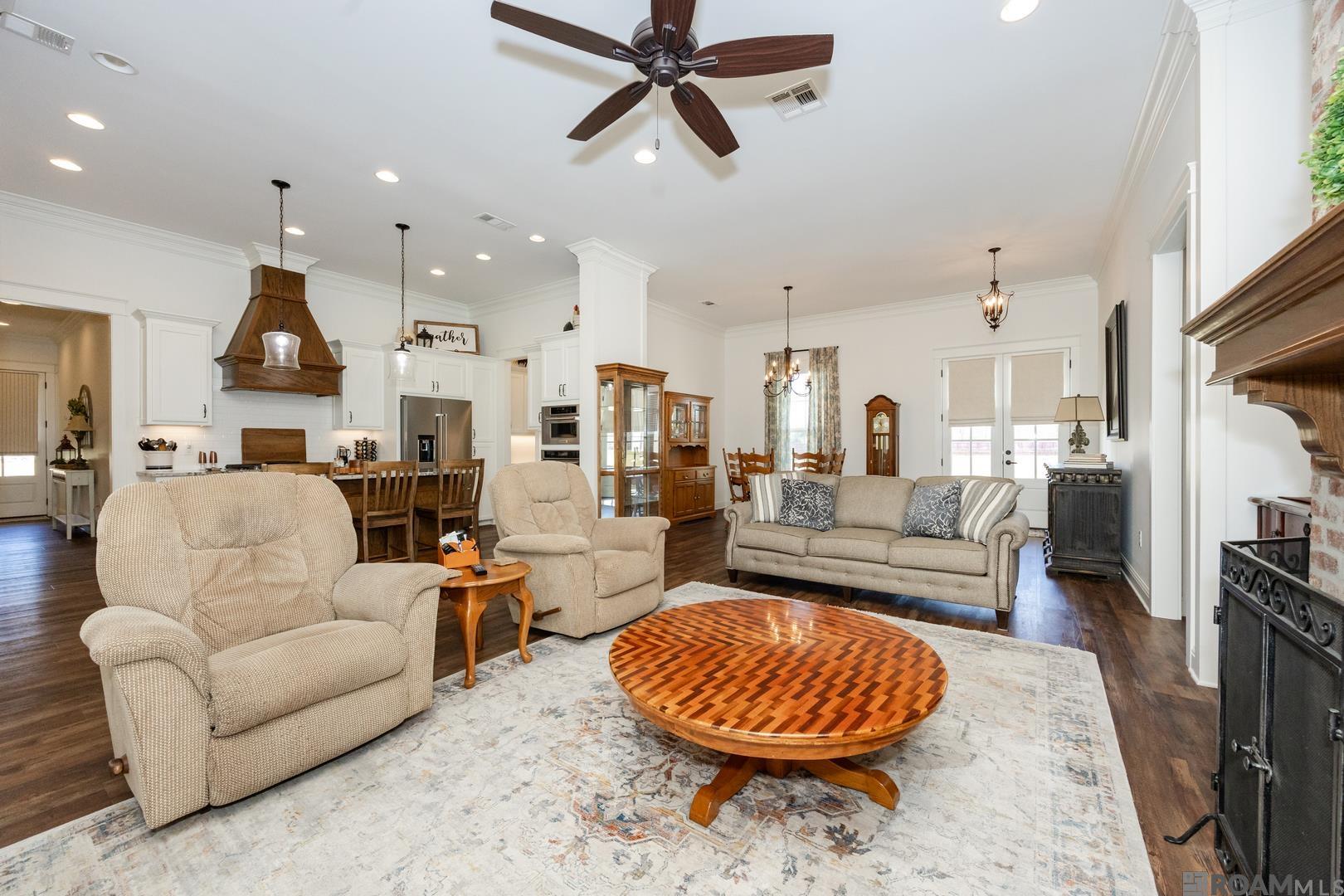 28010 Intracoastal Rd, Plaquemine, LA, 70764