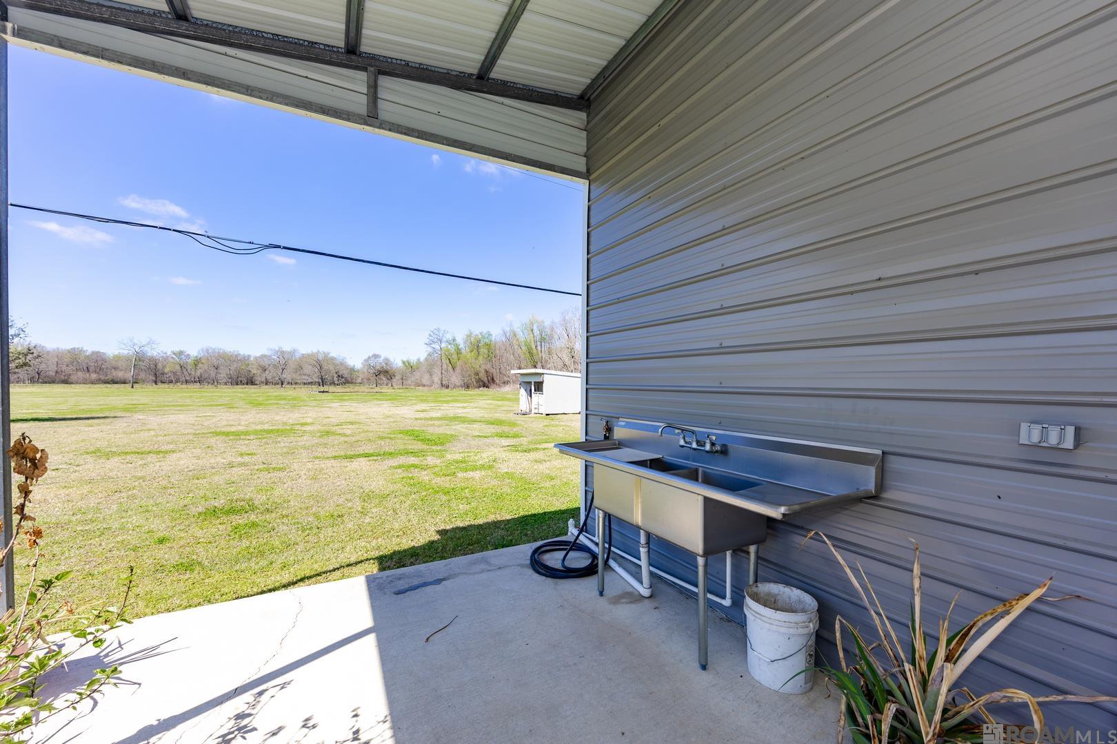 28010 Intracoastal Rd, Plaquemine, LA, 70764