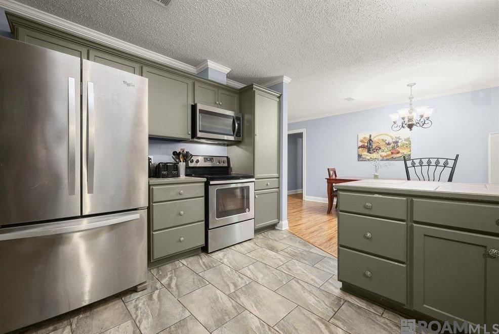 14162 Forest Glen Ln, Livingston, LA, 70785