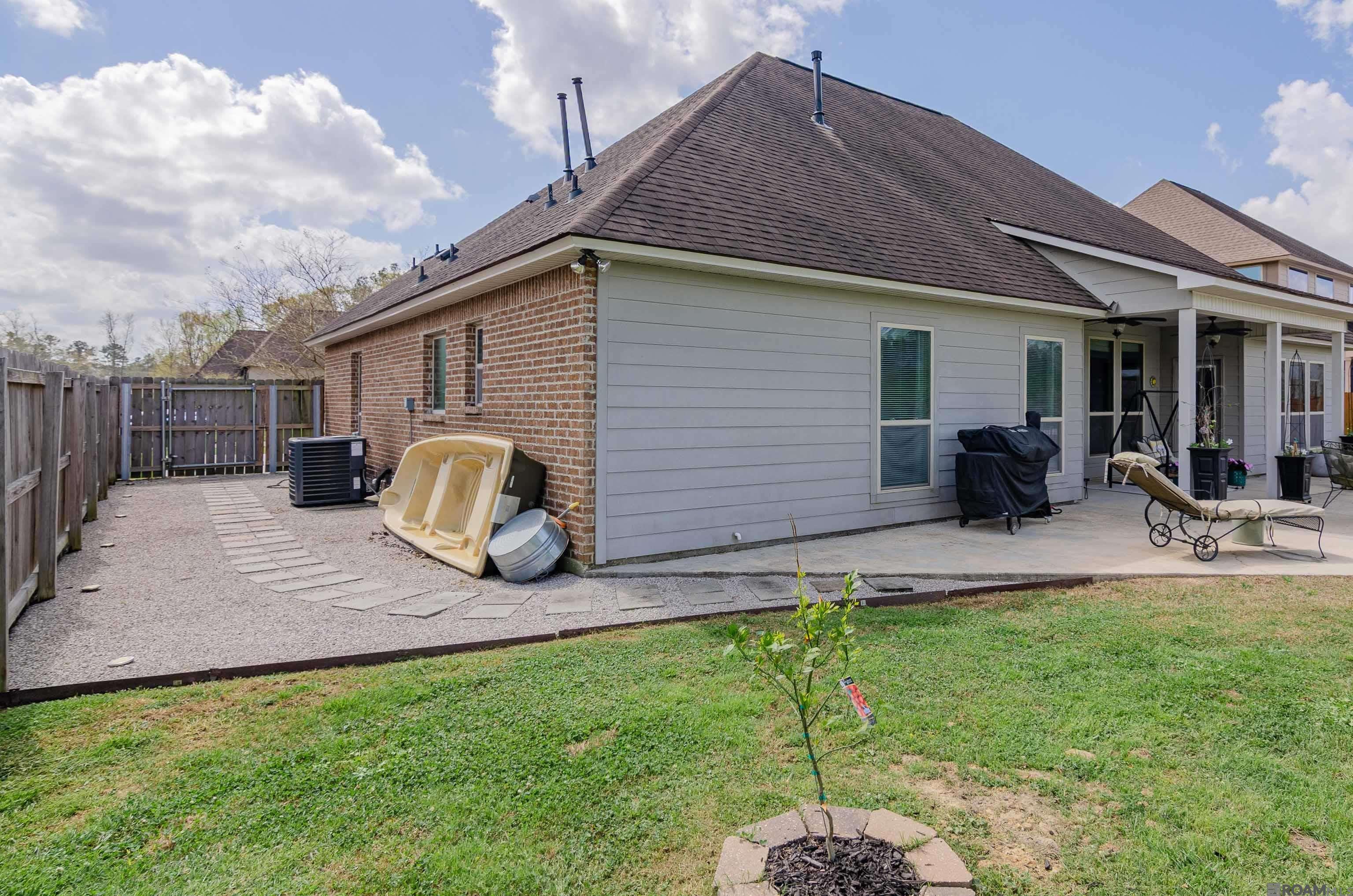 8685 Sandpiper Street, Denham Springs, LA, 70706