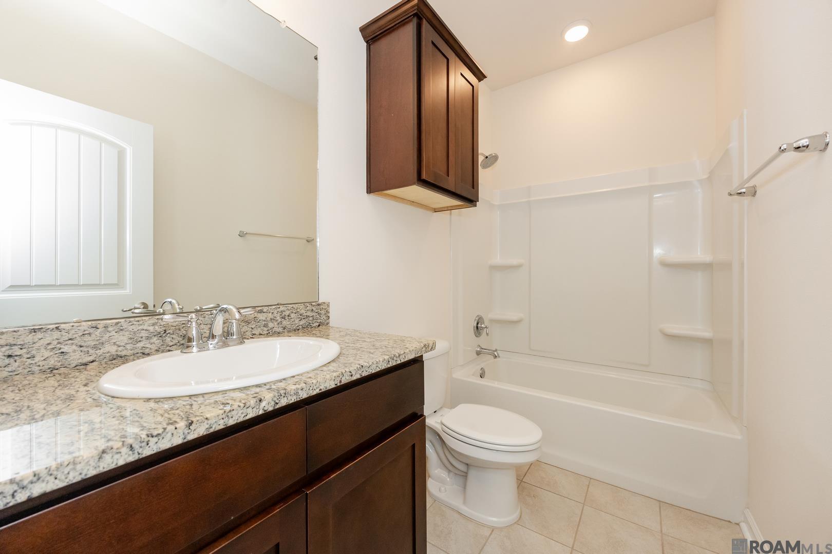 7648 W Pelican Lakes Ave, Baton Rouge, LA, 70820