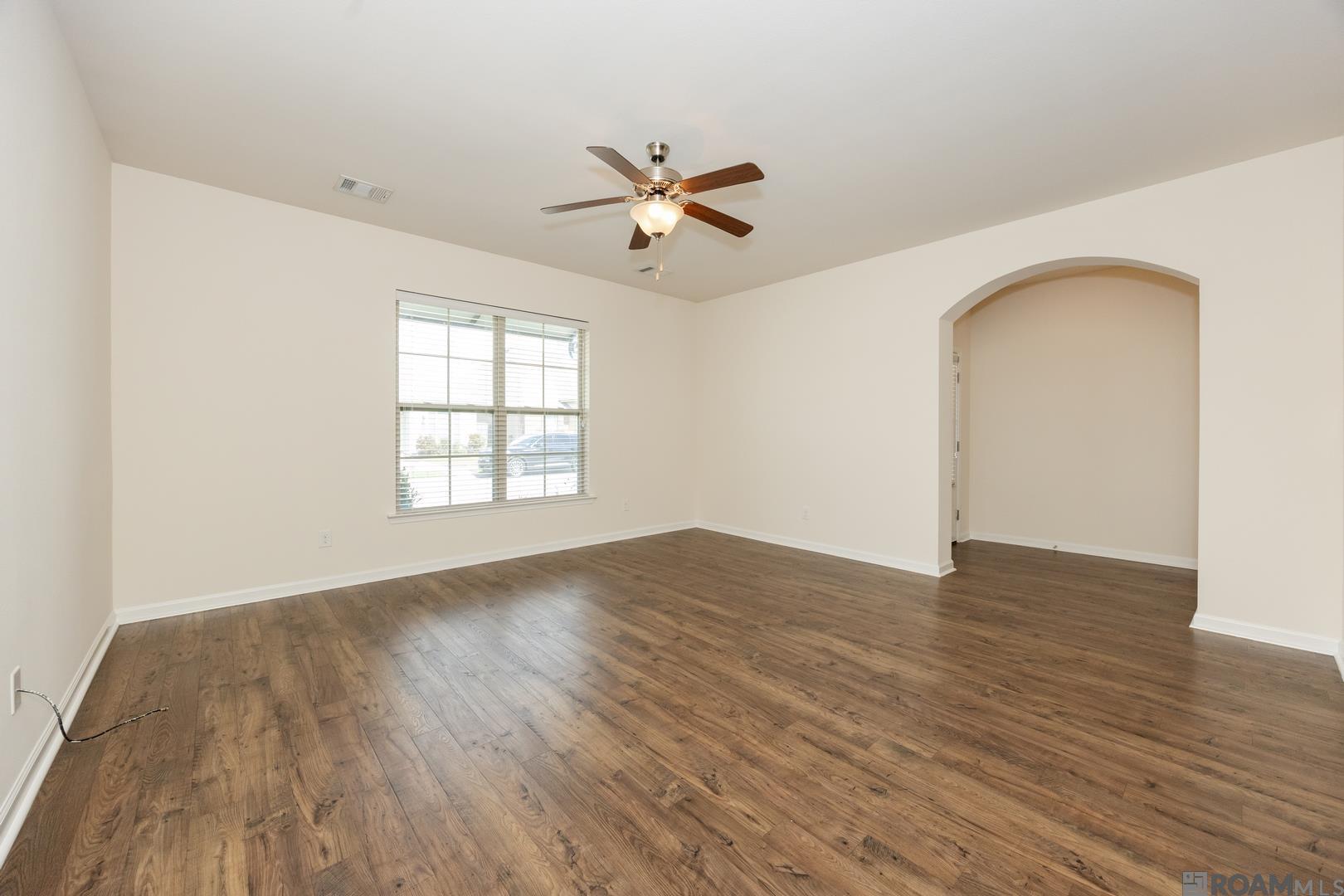 7648 W Pelican Lakes Ave, Baton Rouge, LA, 70820