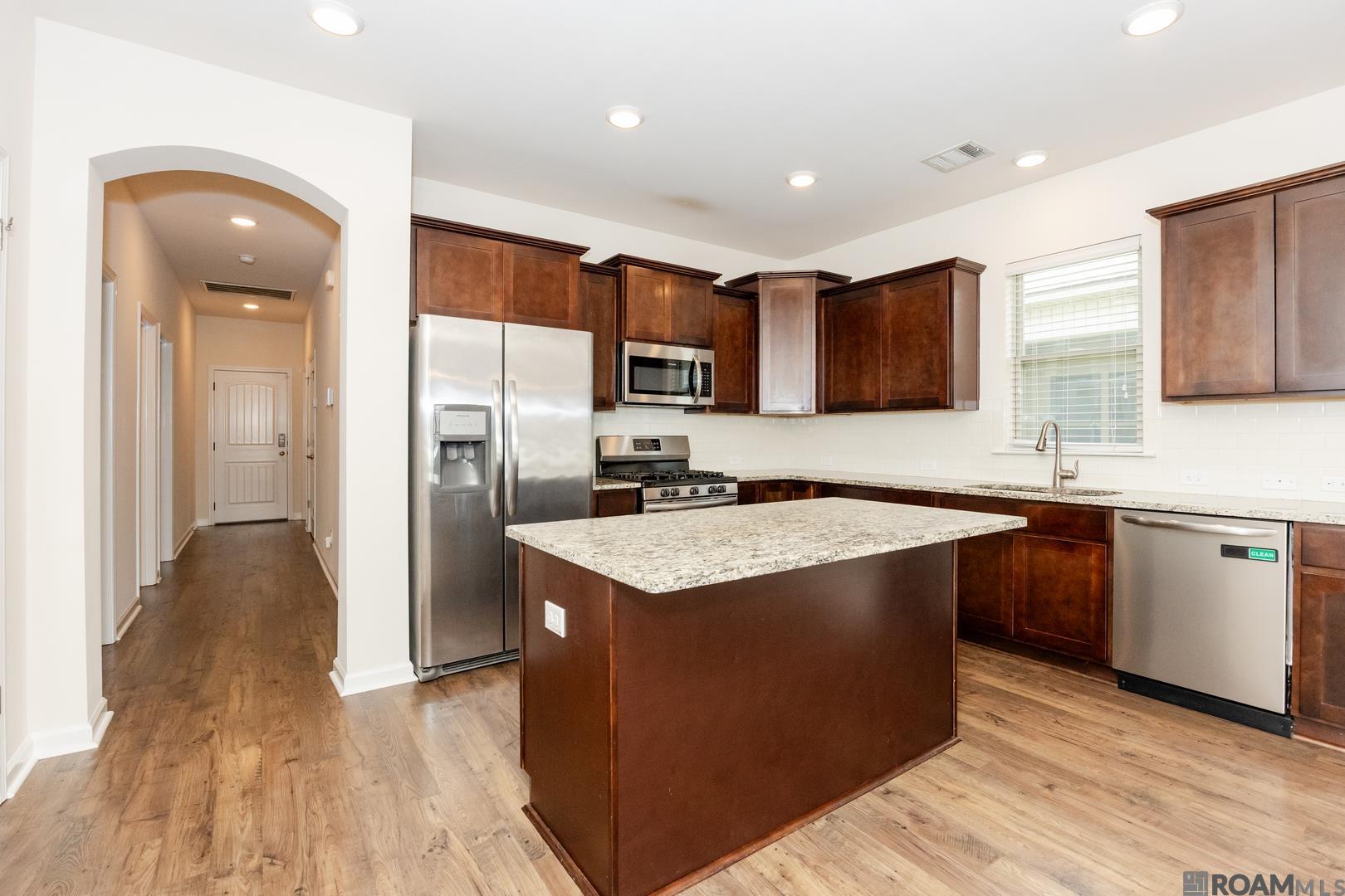 7648 W Pelican Lakes Ave, Baton Rouge, LA, 70820