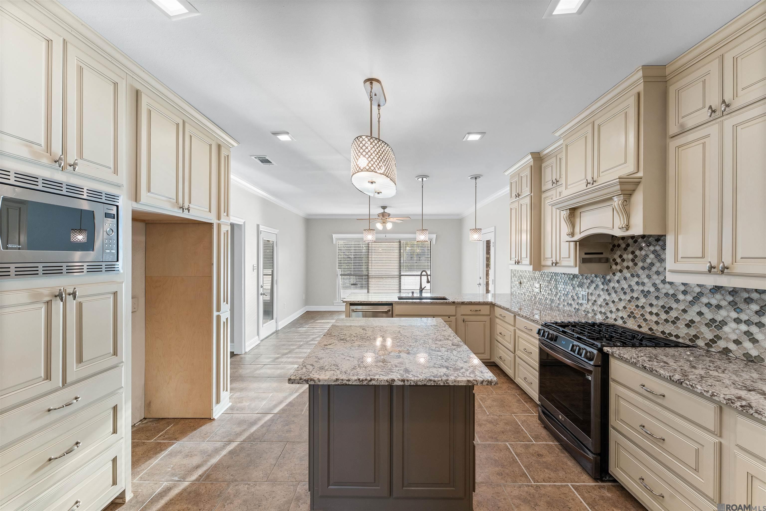 18167 Kenner Dr, Prairieville, LA, 70769