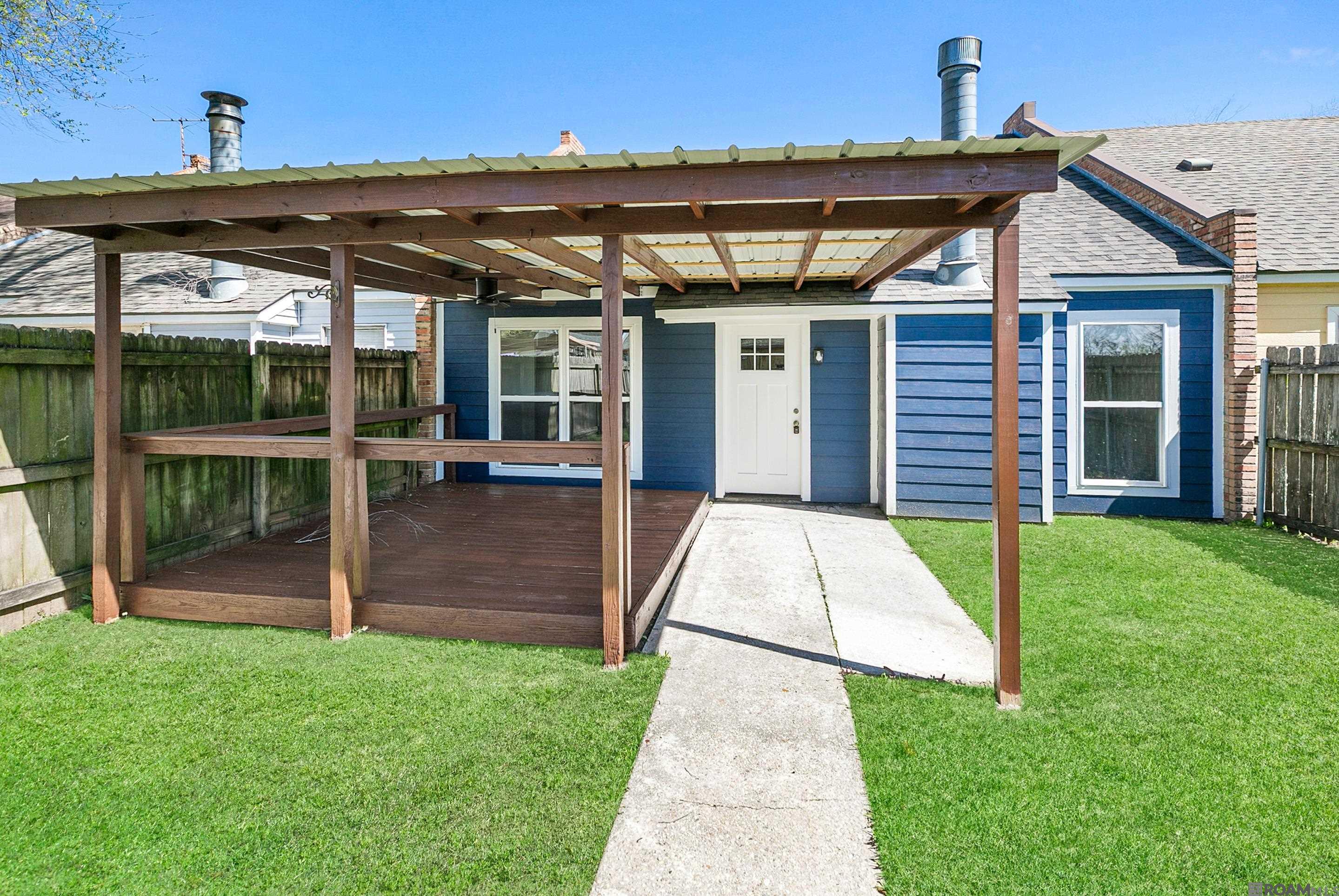 8724 Pecan Tree Dr, Baton Rouge, LA, 70810