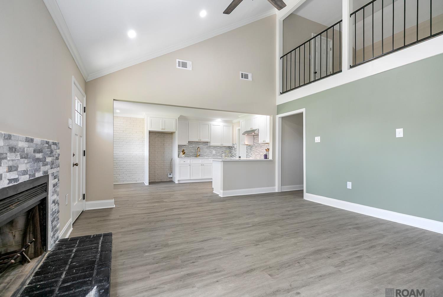 8724 Pecan Tree Dr, Baton Rouge, LA, 70810