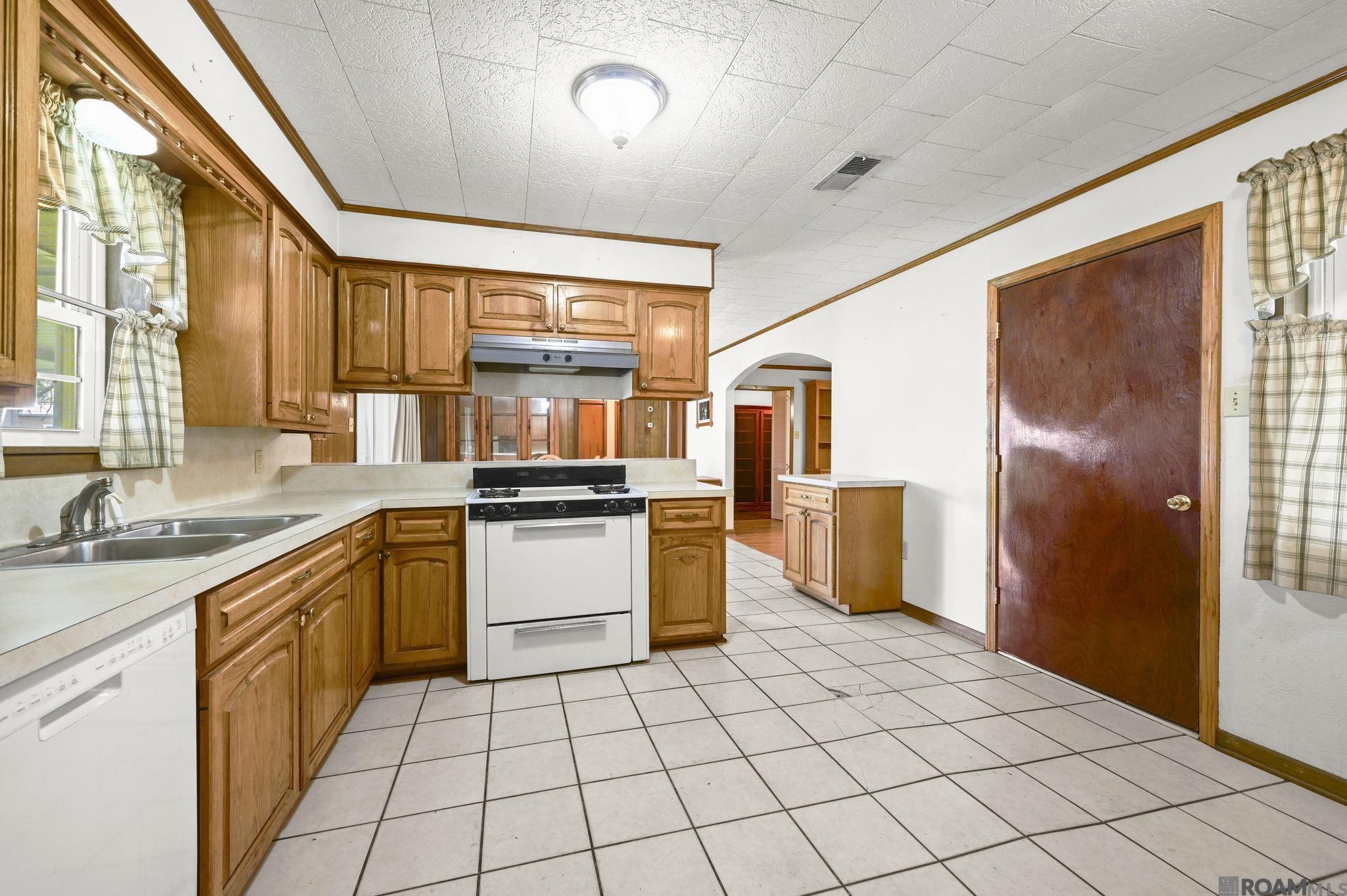 25525 Summer St, Plaquemine, LA, 70764