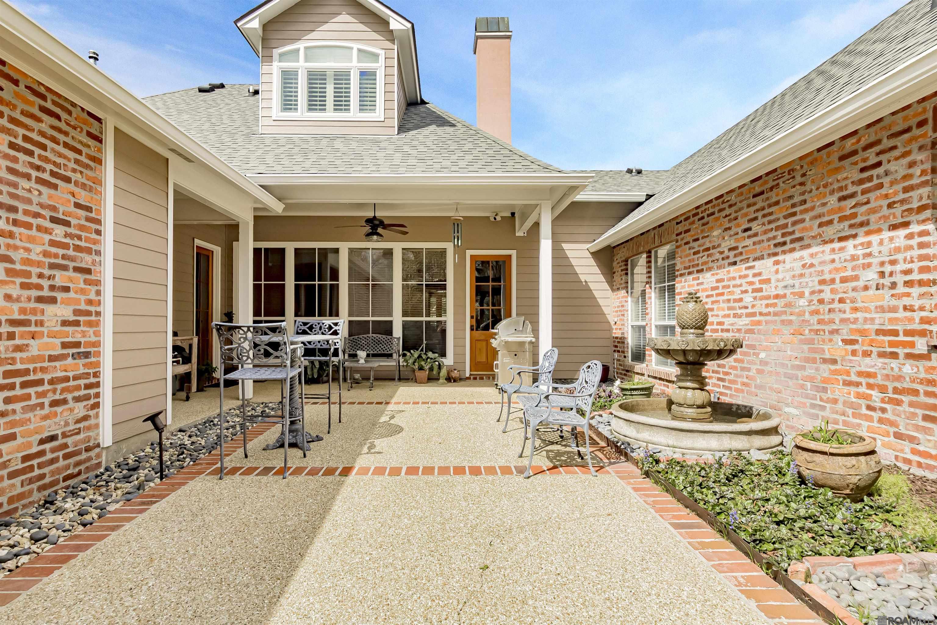 243 Summer Ridge Dr, Saint George, LA, 70810