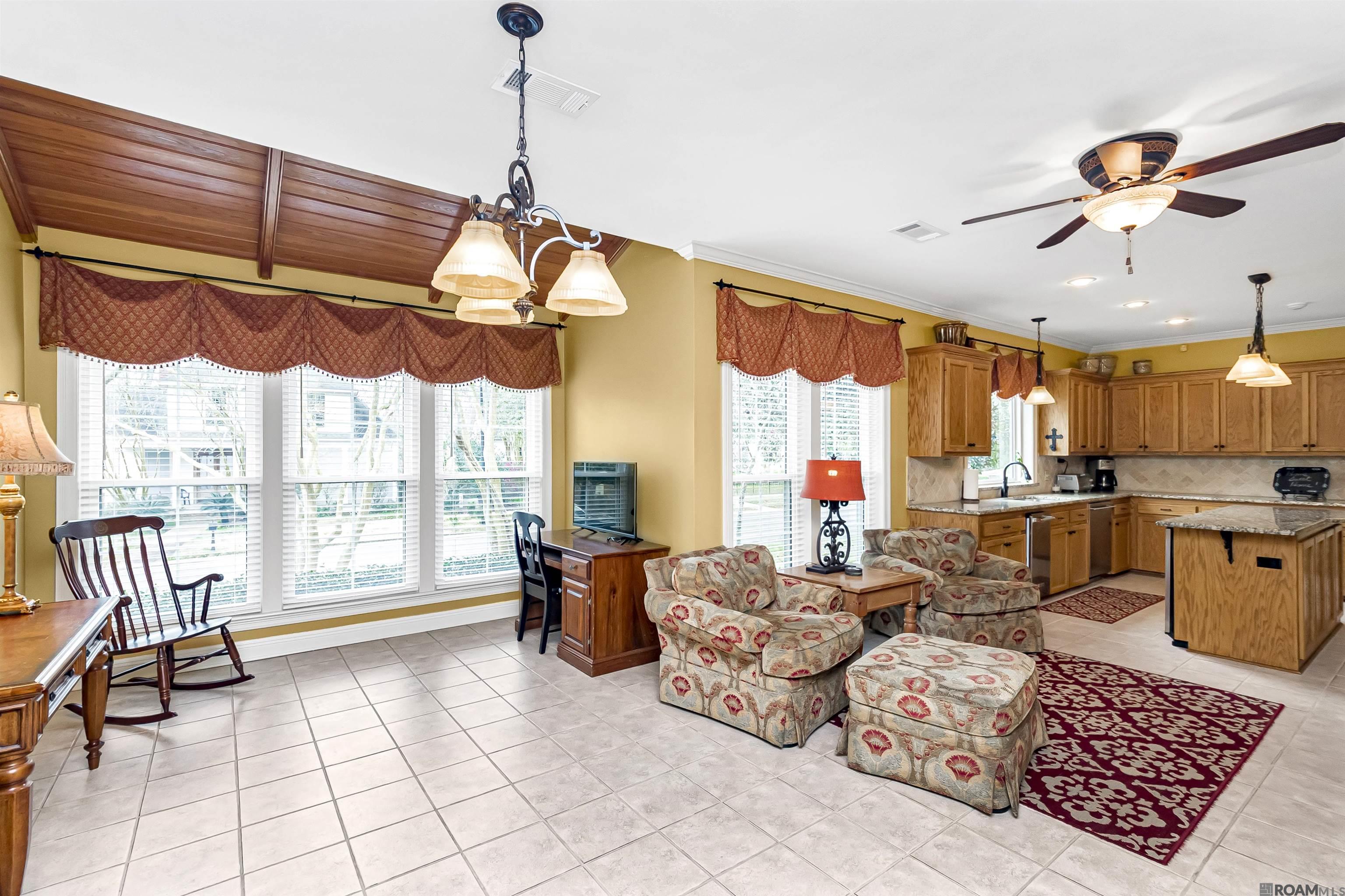 243 Summer Ridge Dr, Saint George, LA, 70810