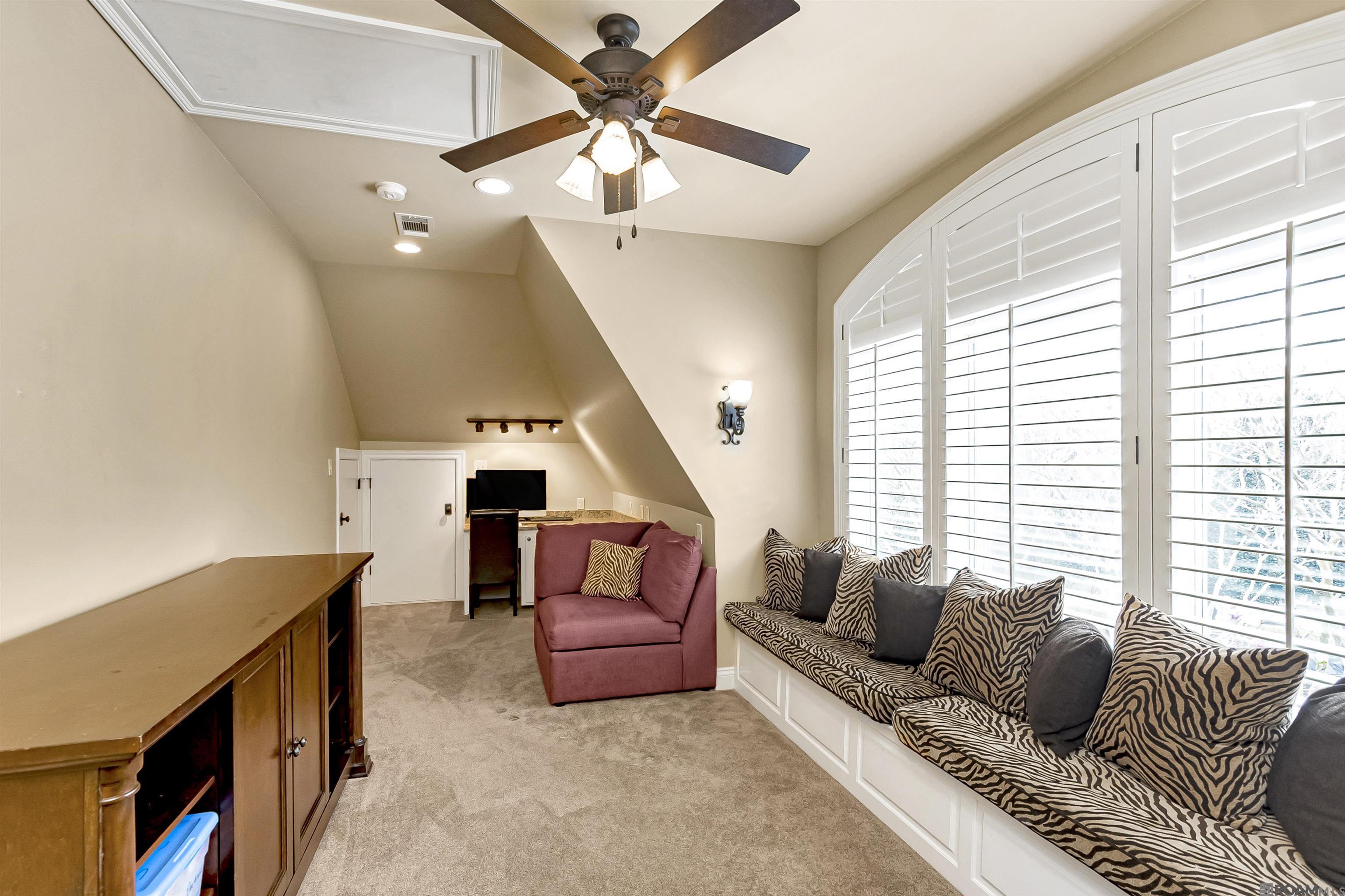 243 Summer Ridge Dr, Saint George, LA, 70810