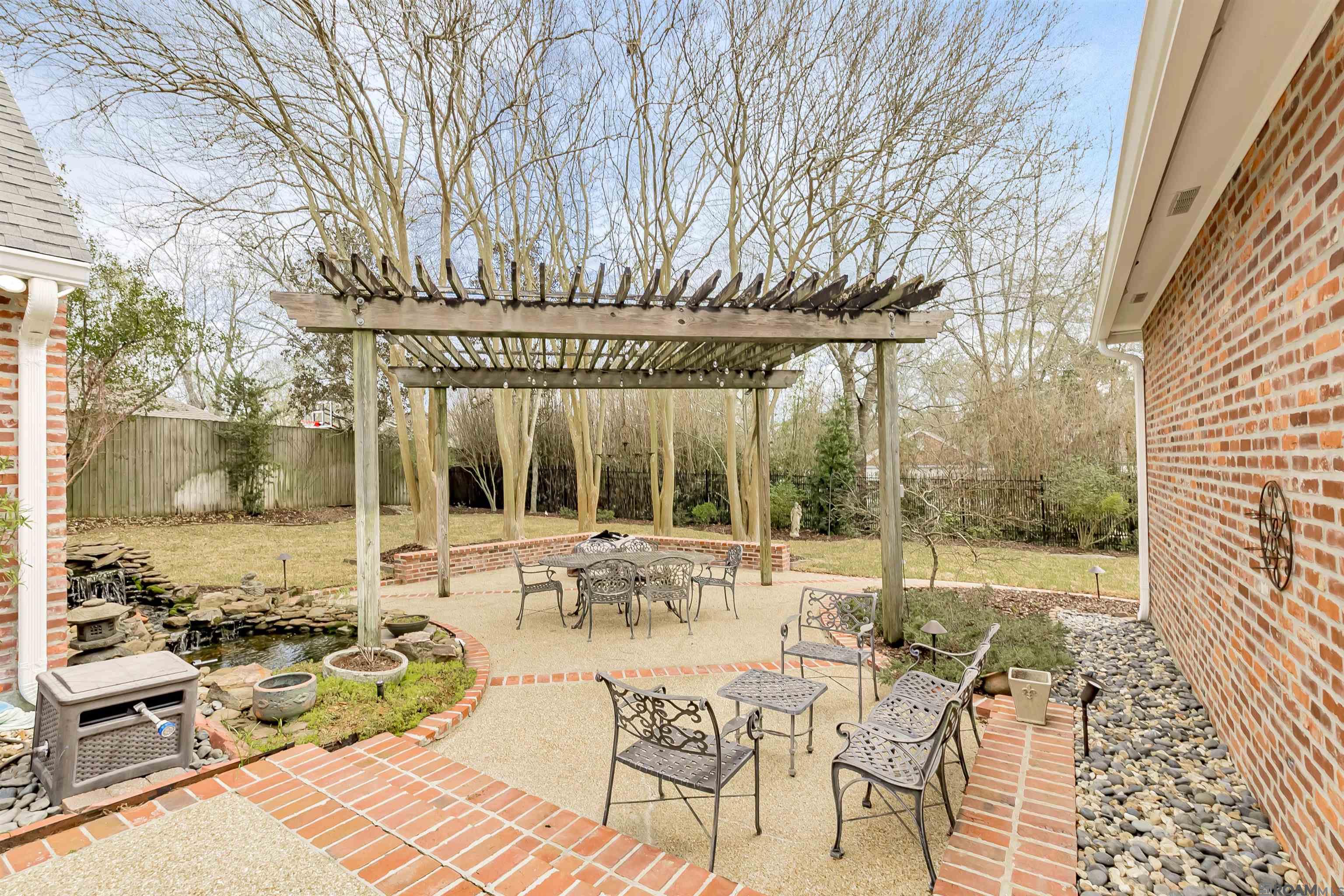 243 Summer Ridge Dr, Saint George, LA, 70810