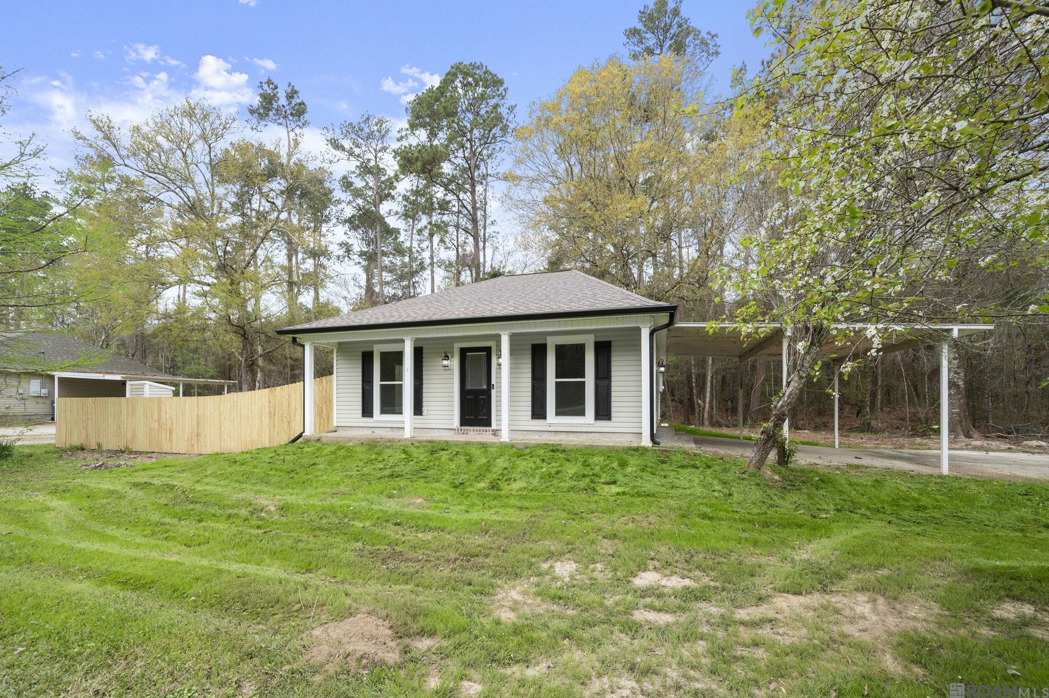 32793 La Hwy 1036, Holden, LA, 70744