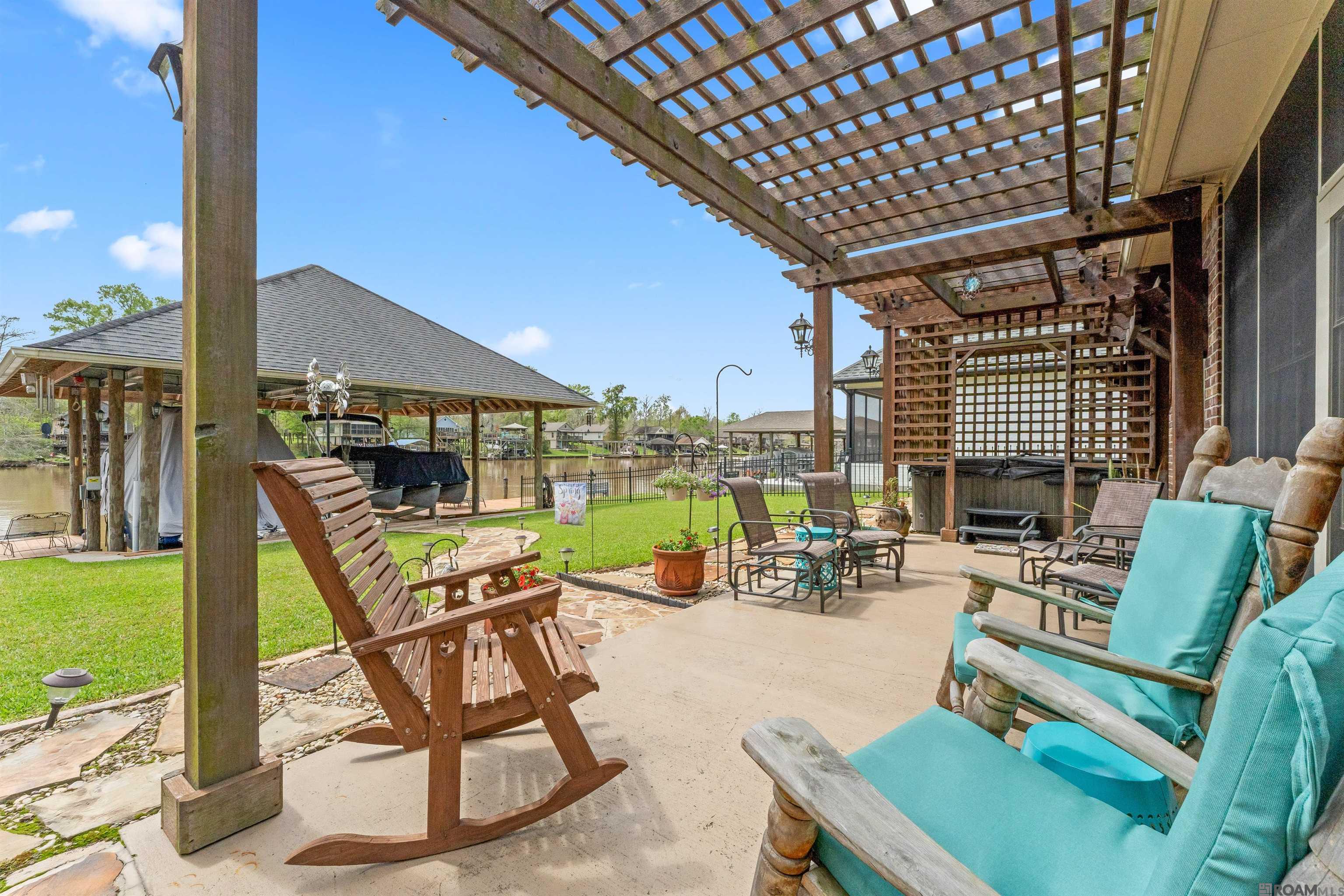 21161 Waterfront East Dr, Maurepas, LA, 70449