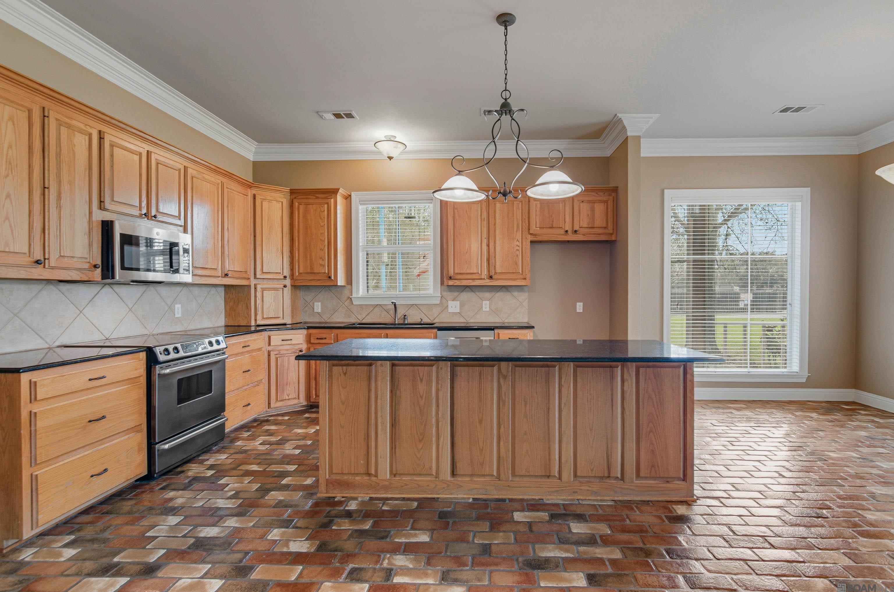 7681 Amite Church Rd, Denham Springs, LA, 70706