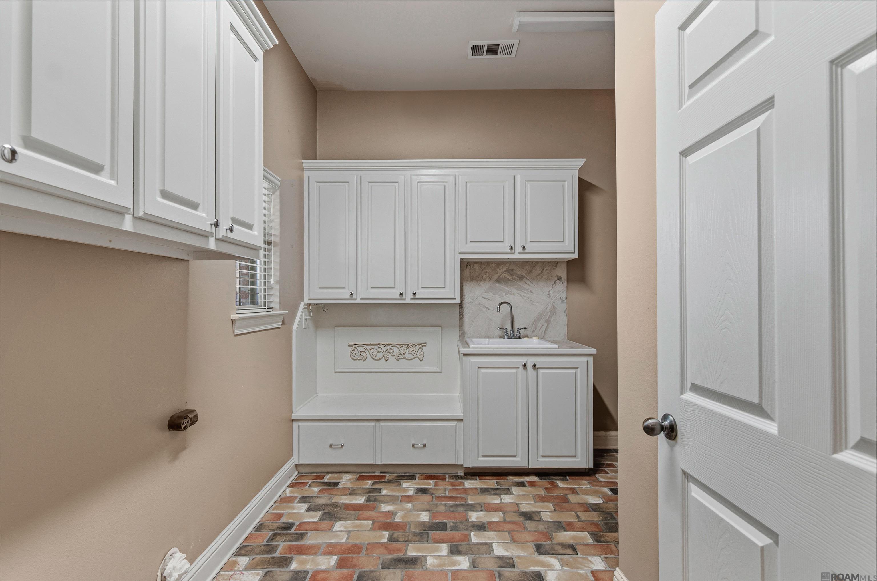 7681 Amite Church Rd, Denham Springs, LA, 70706