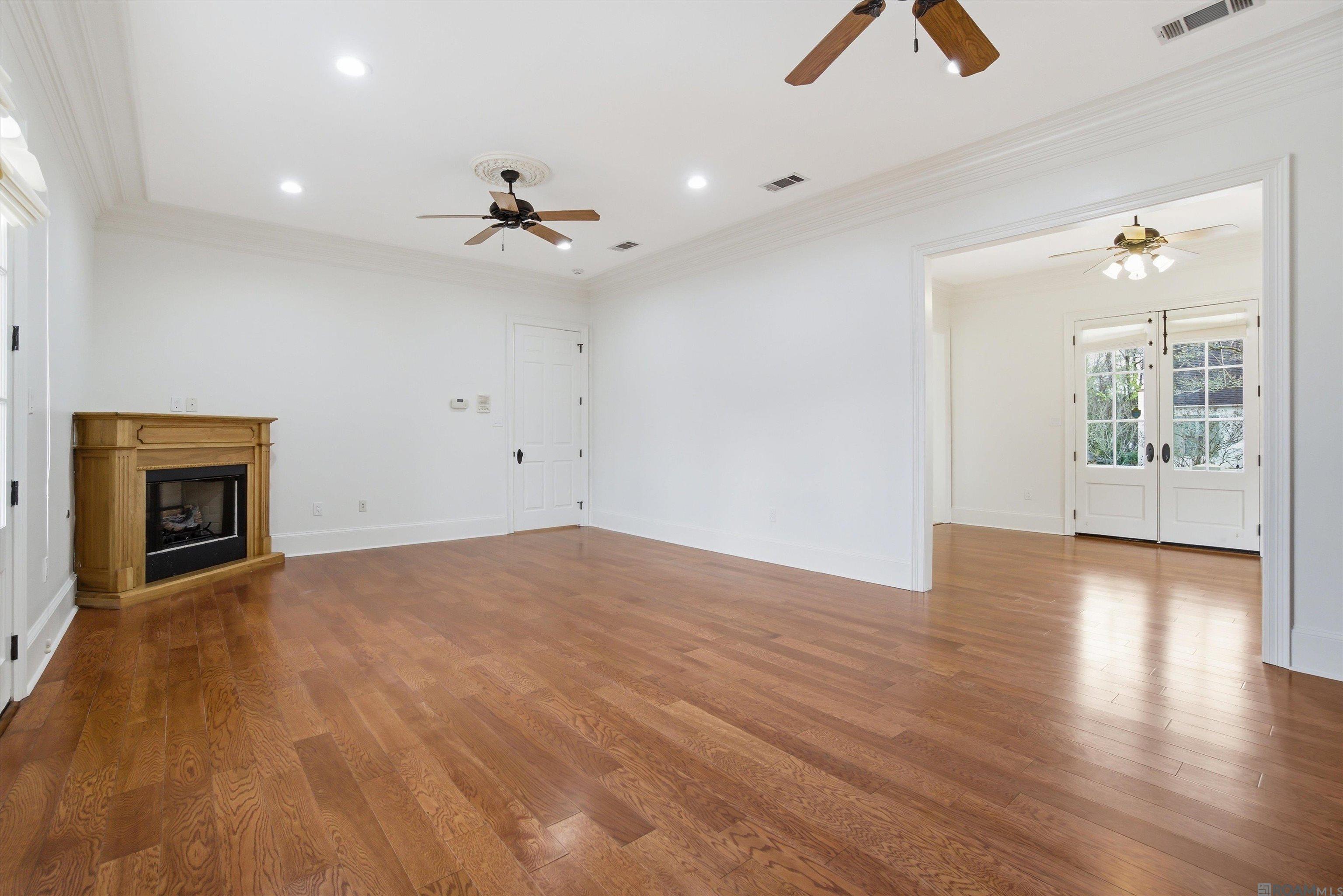 926 Crown Alley, Baton Rouge, LA, 70806