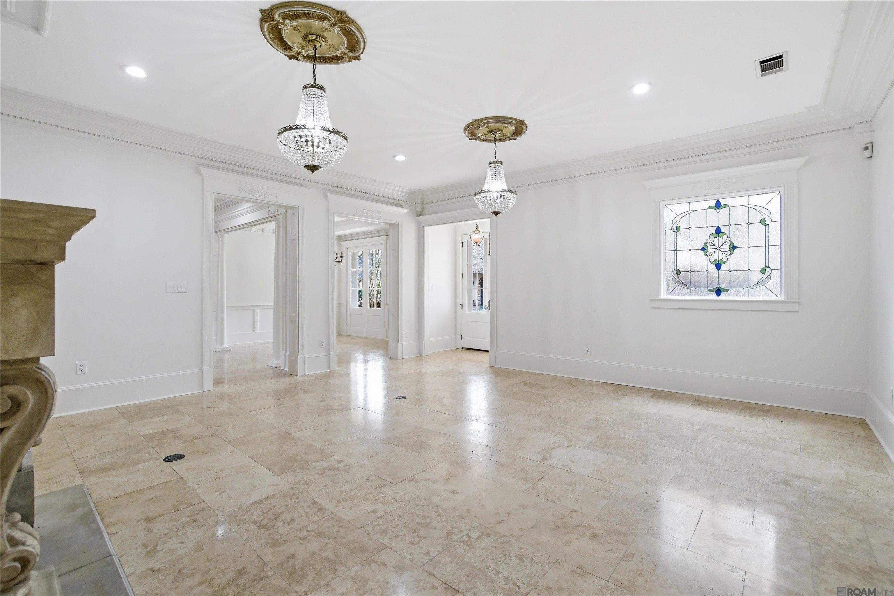 926 Crown Alley, Baton Rouge, LA, 70806