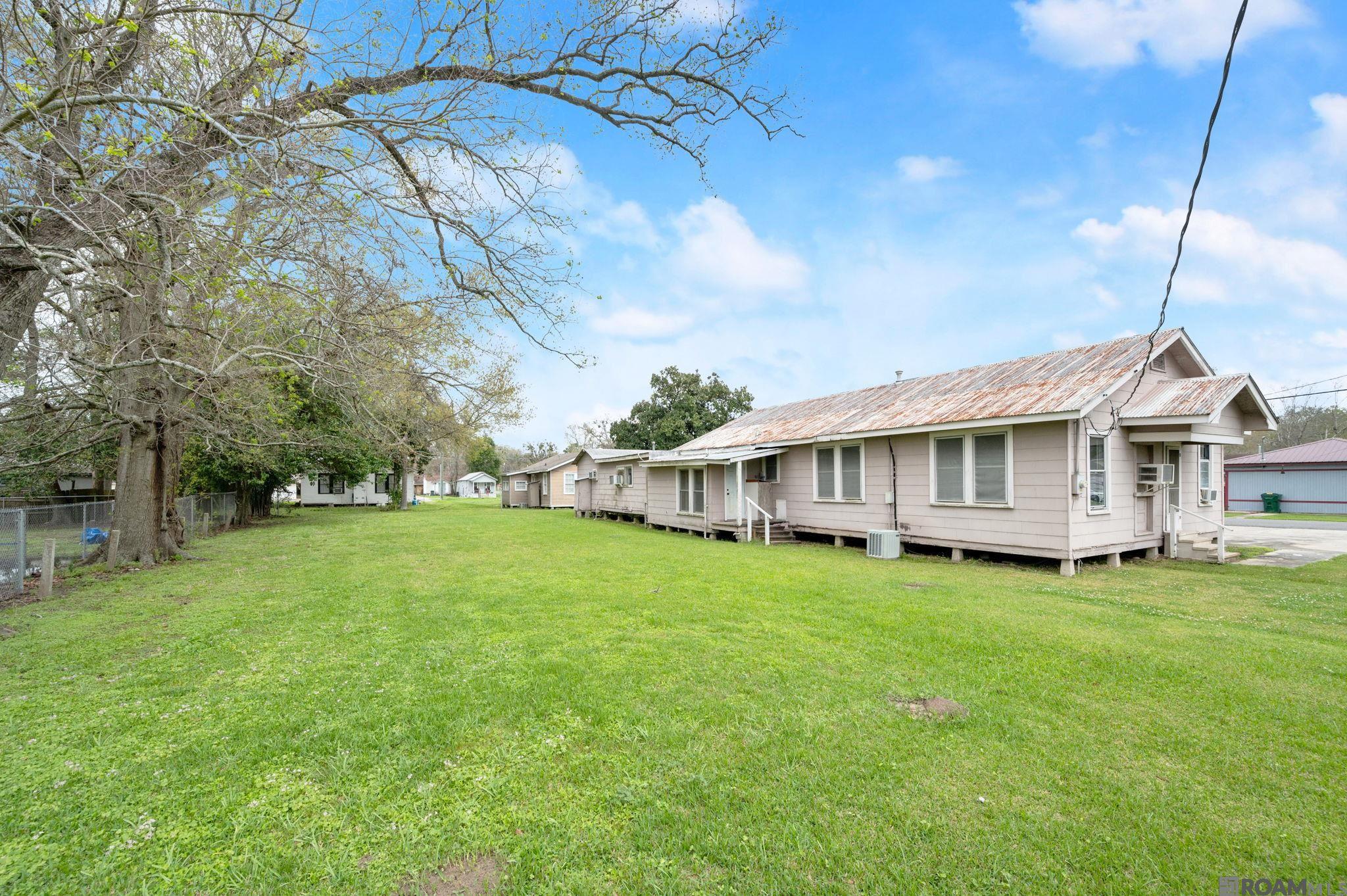 507 N Bryan, Gonzales, LA, 70737