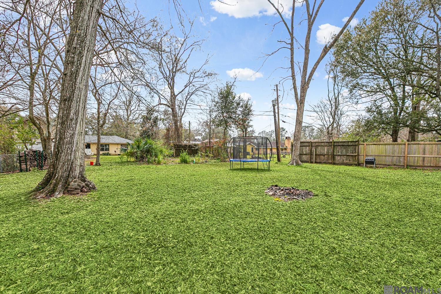 9152 Woodbine St, Baton Rouge, LA, 70815