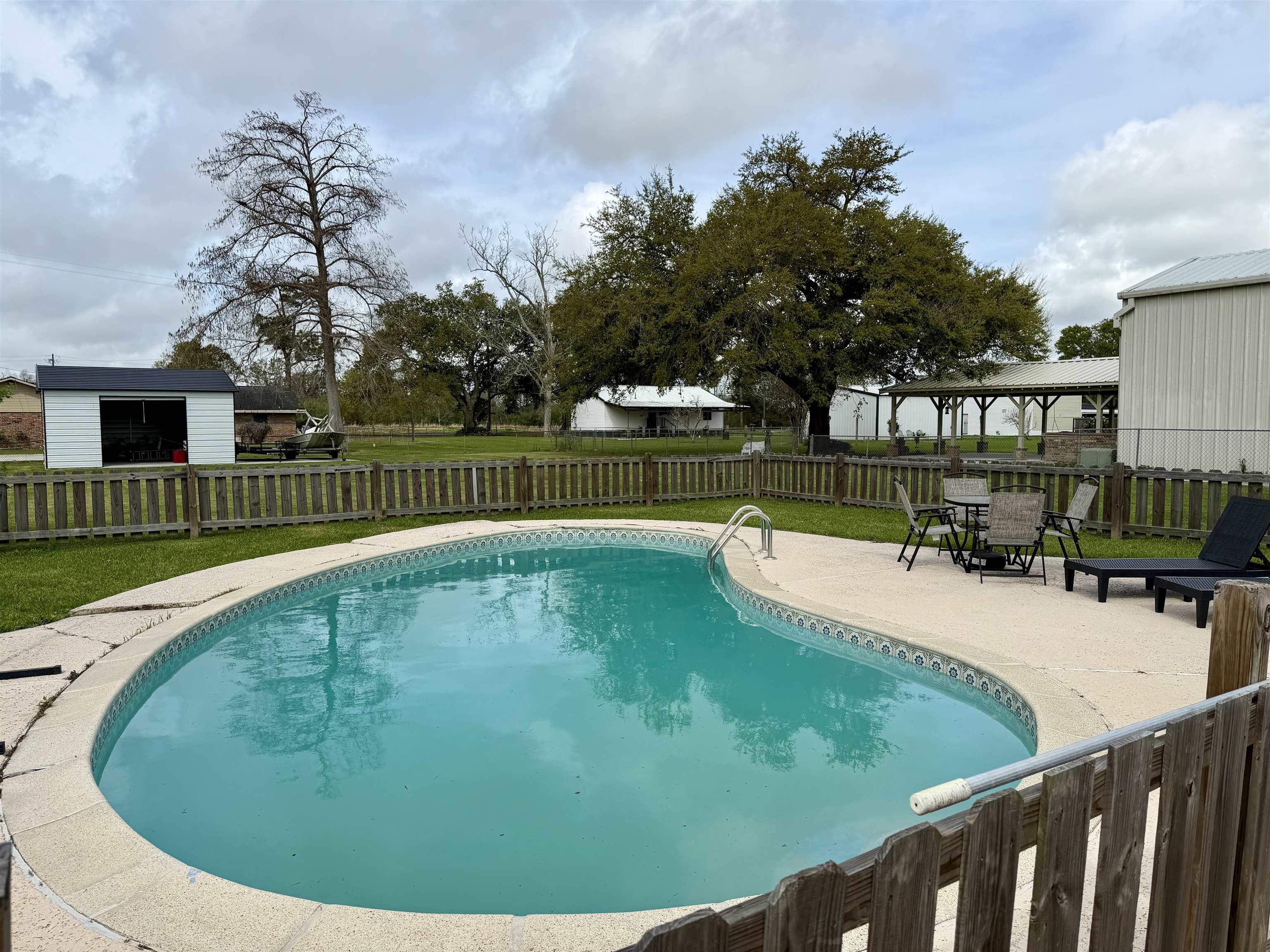225 Guidry St, Bourg, LA, 70343